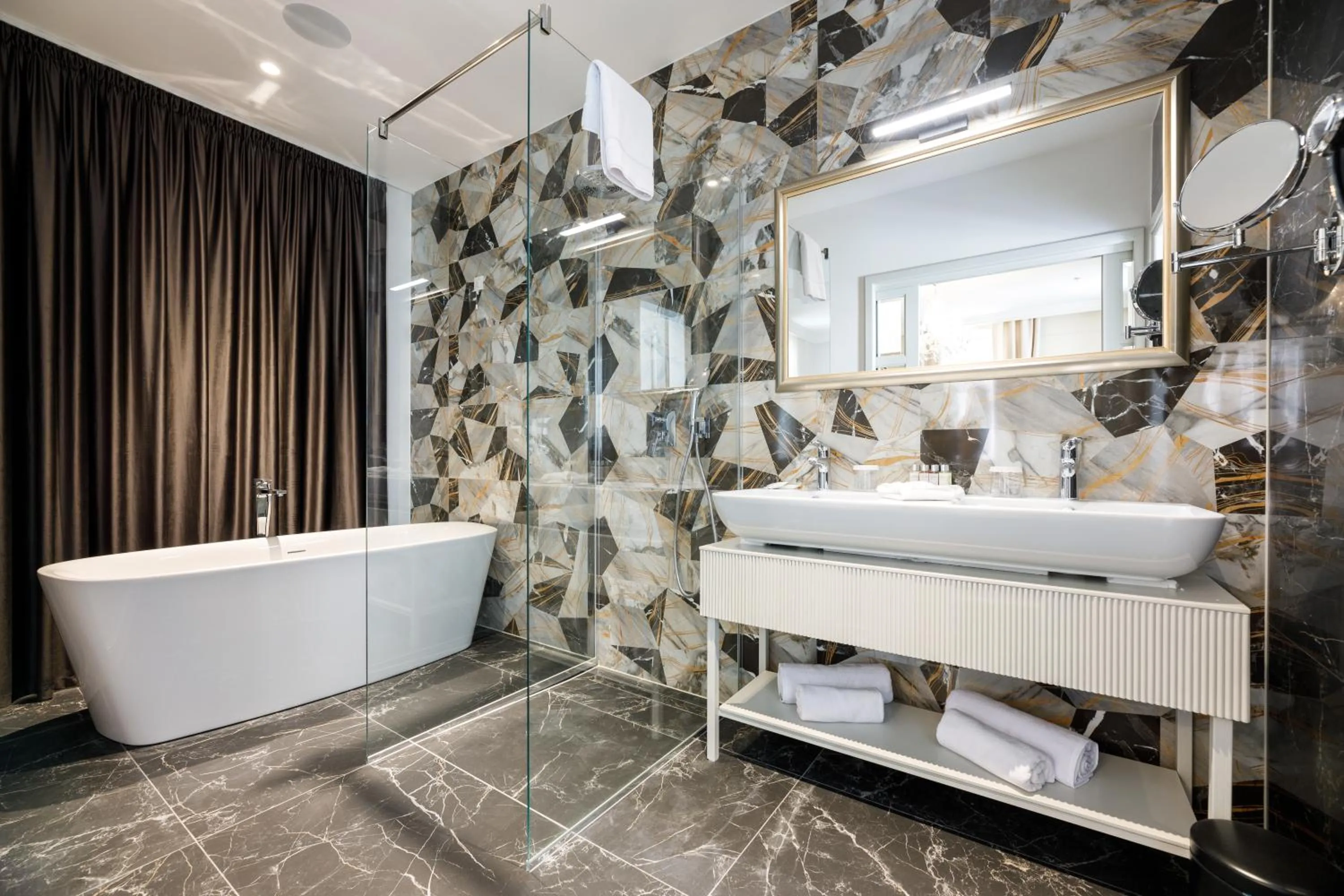 Toilet in Heritage hotel Santa Lucia