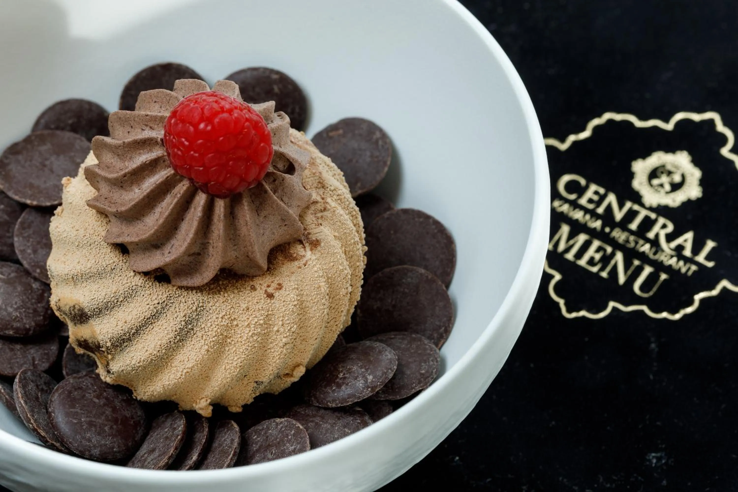 Restaurant/places to eat in Heritage hotel Santa Lucia