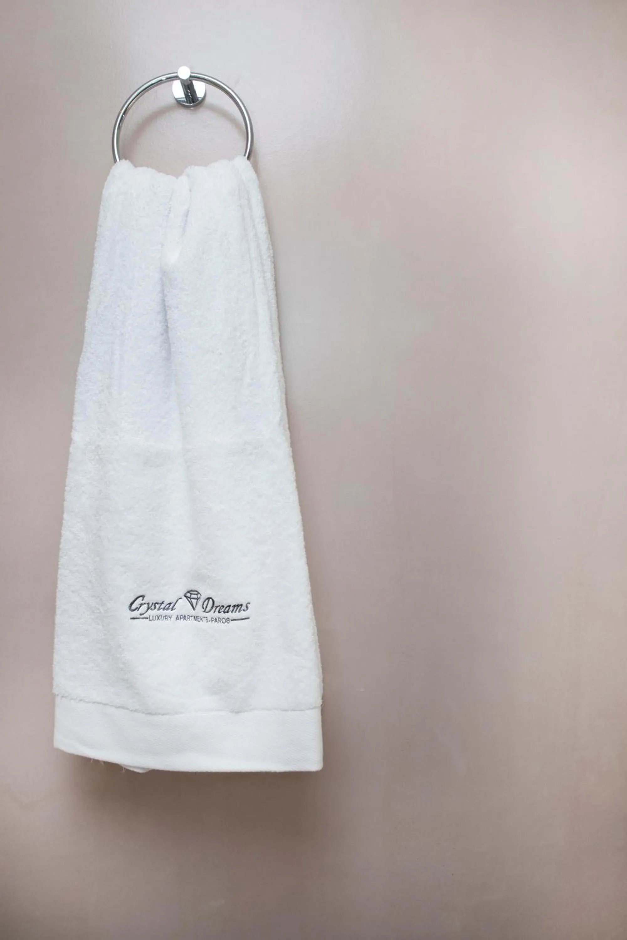 Bathroom in Crystal Dreams