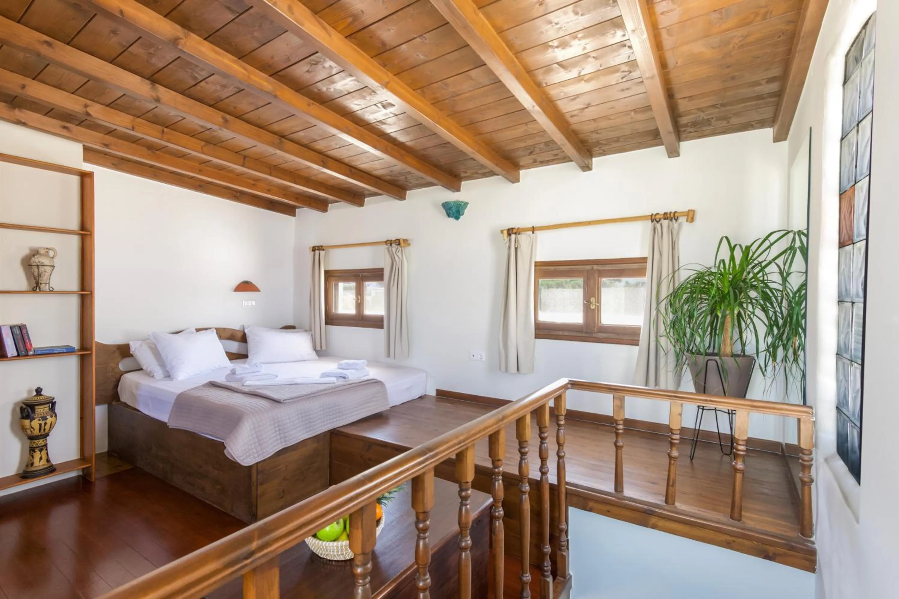 Bed in Crystal Dreams