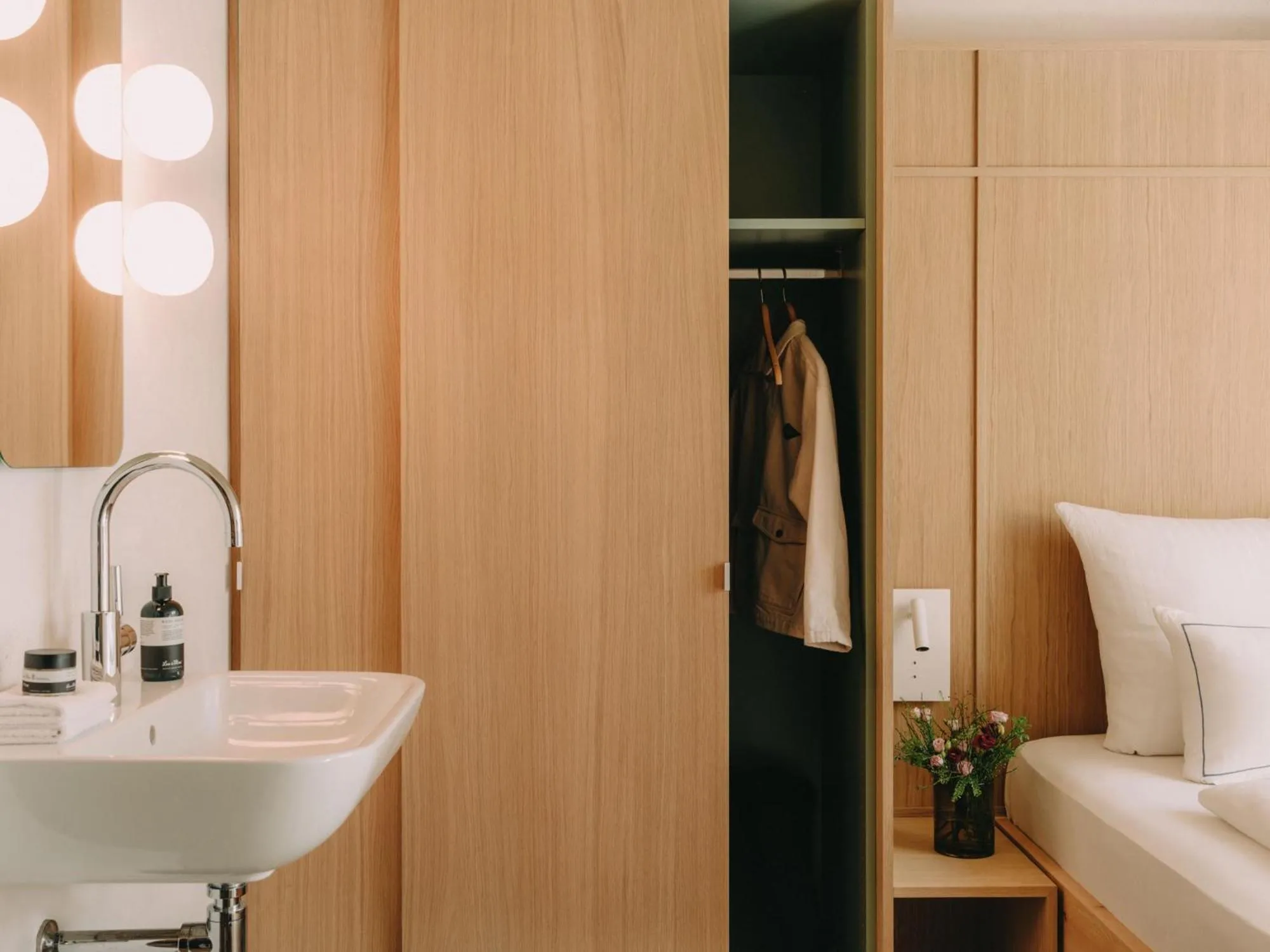 Bedroom, Bathroom in Gasthof Hirschen Schwarzenberg