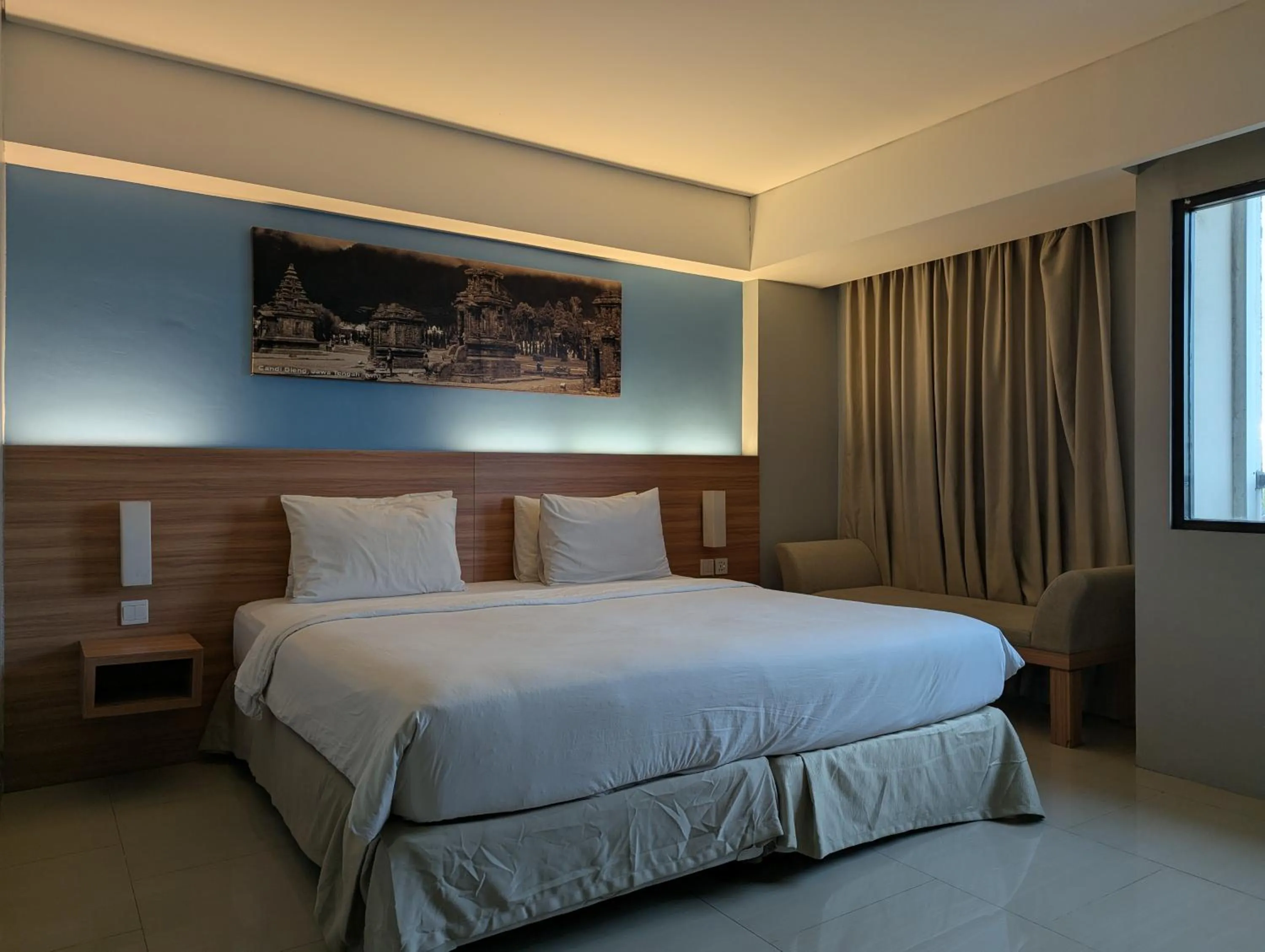 Deluxe Double or Twin Room in Sahid Mutiara Karawaci