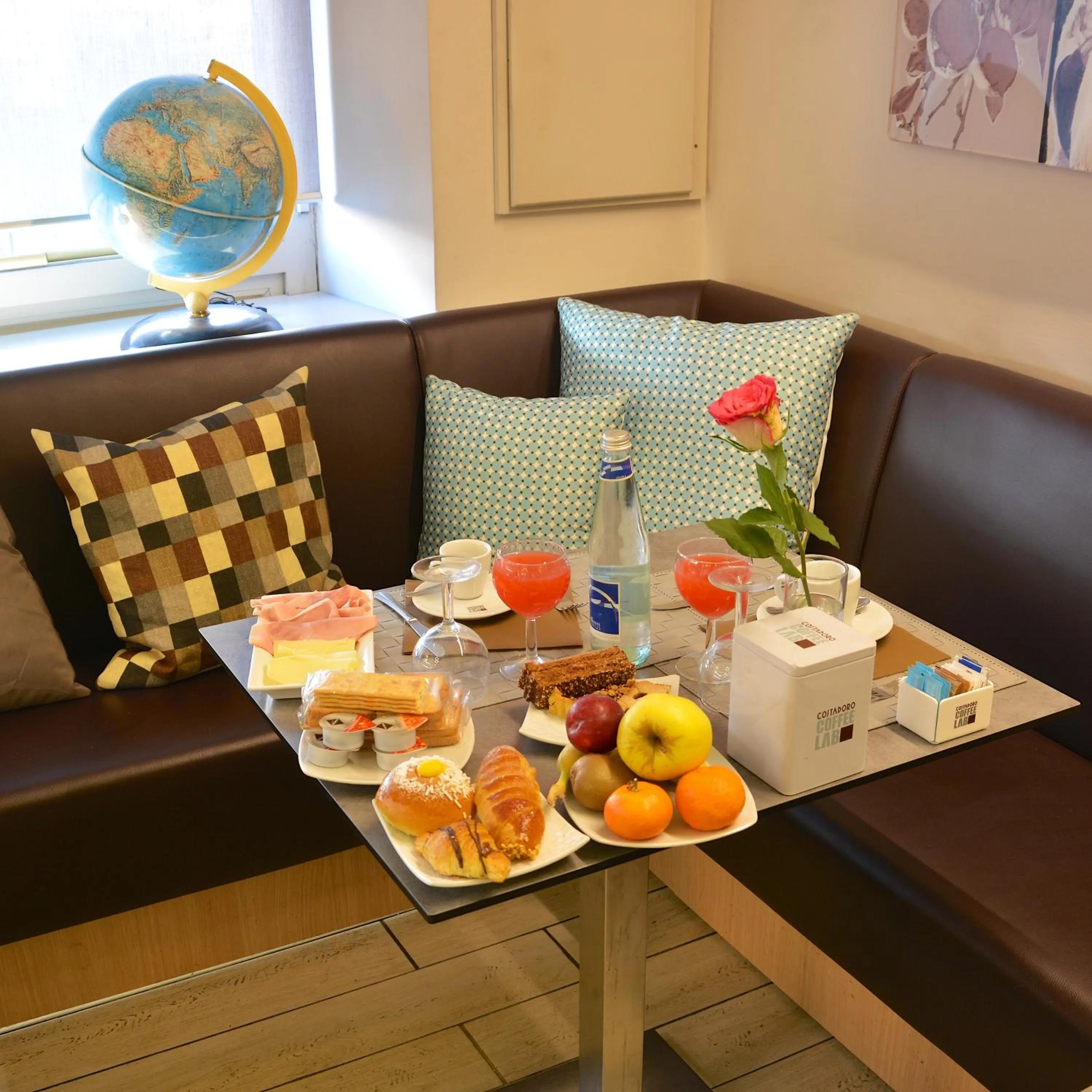 Continental breakfast in Matteotti25