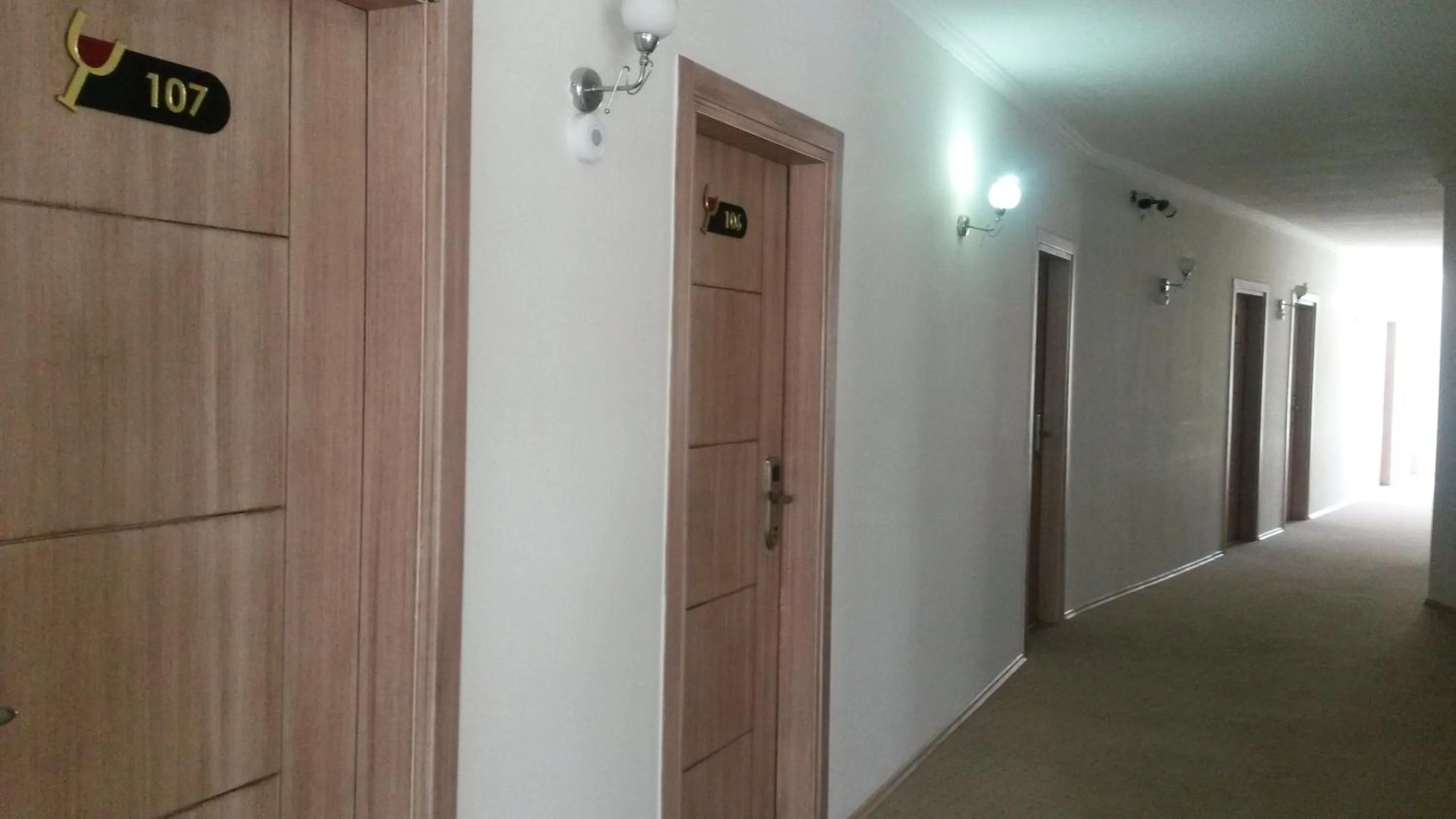 Day in Winecity Hotel