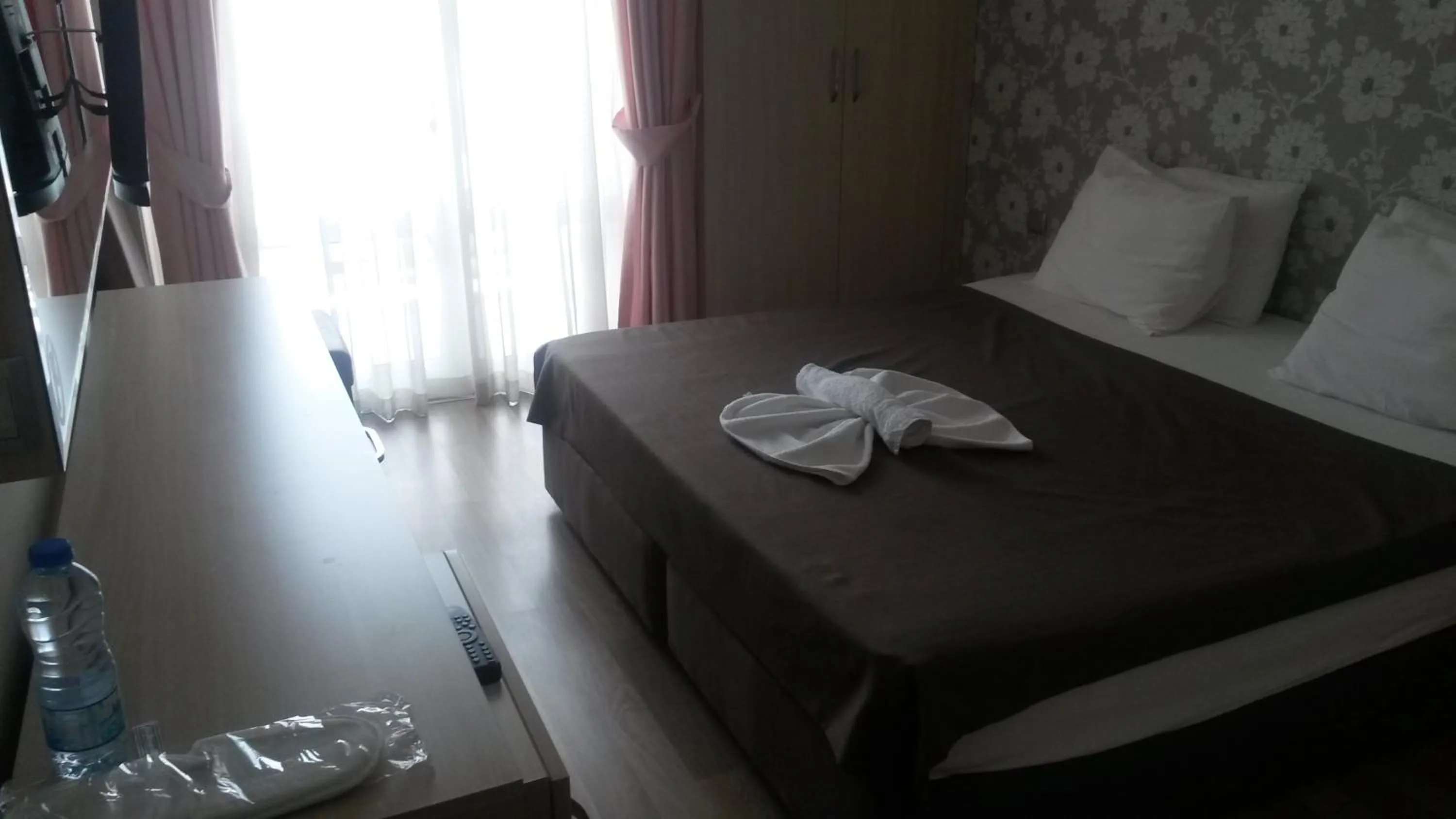 Bed in Winecity Hotel