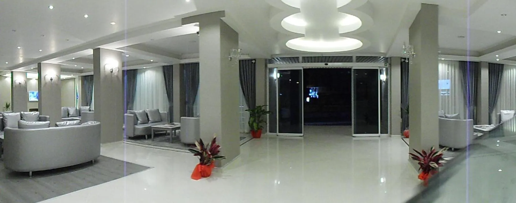Lobby/Reception in Winecity Hotel