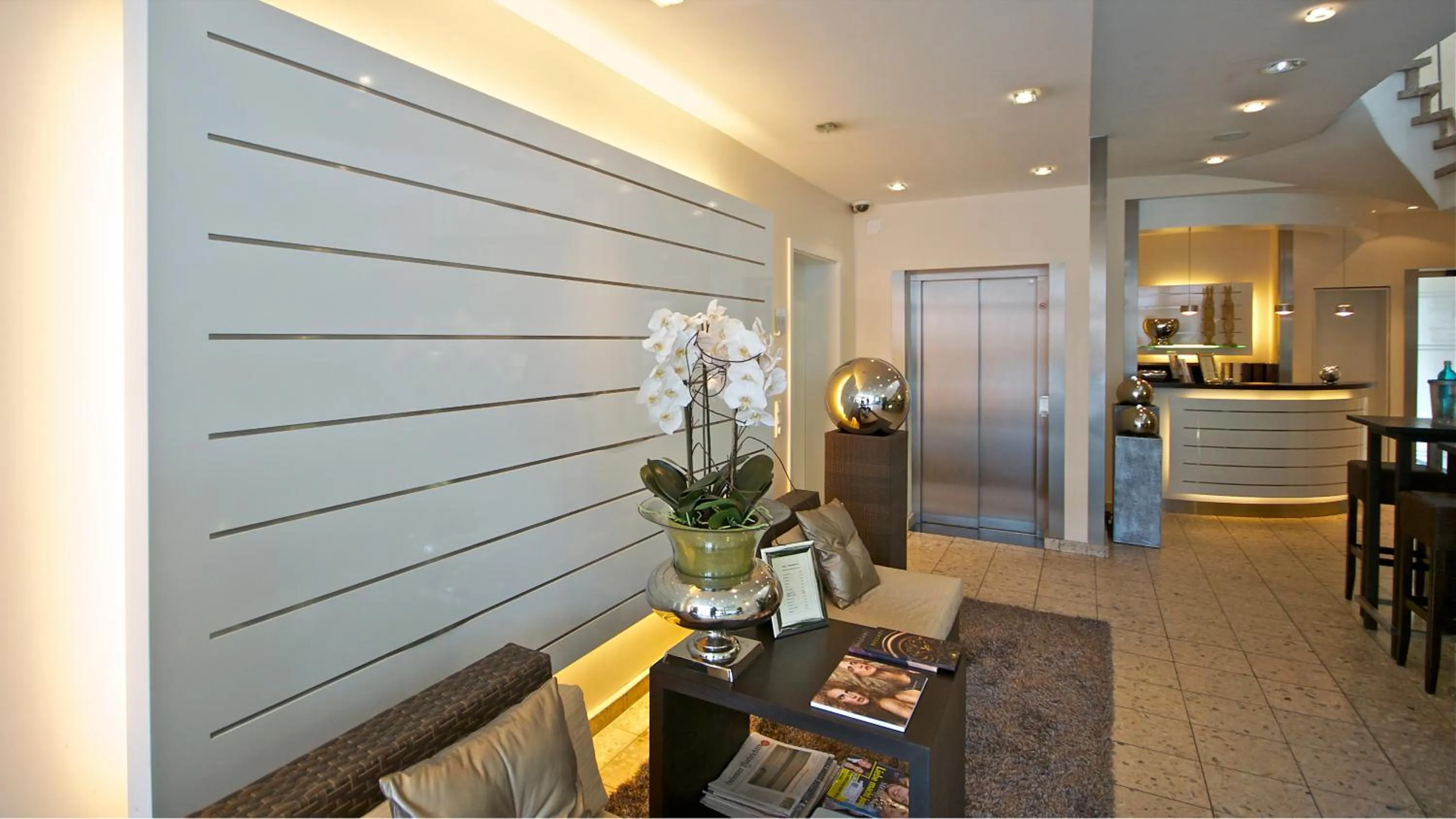 Lobby or reception in SANDglow