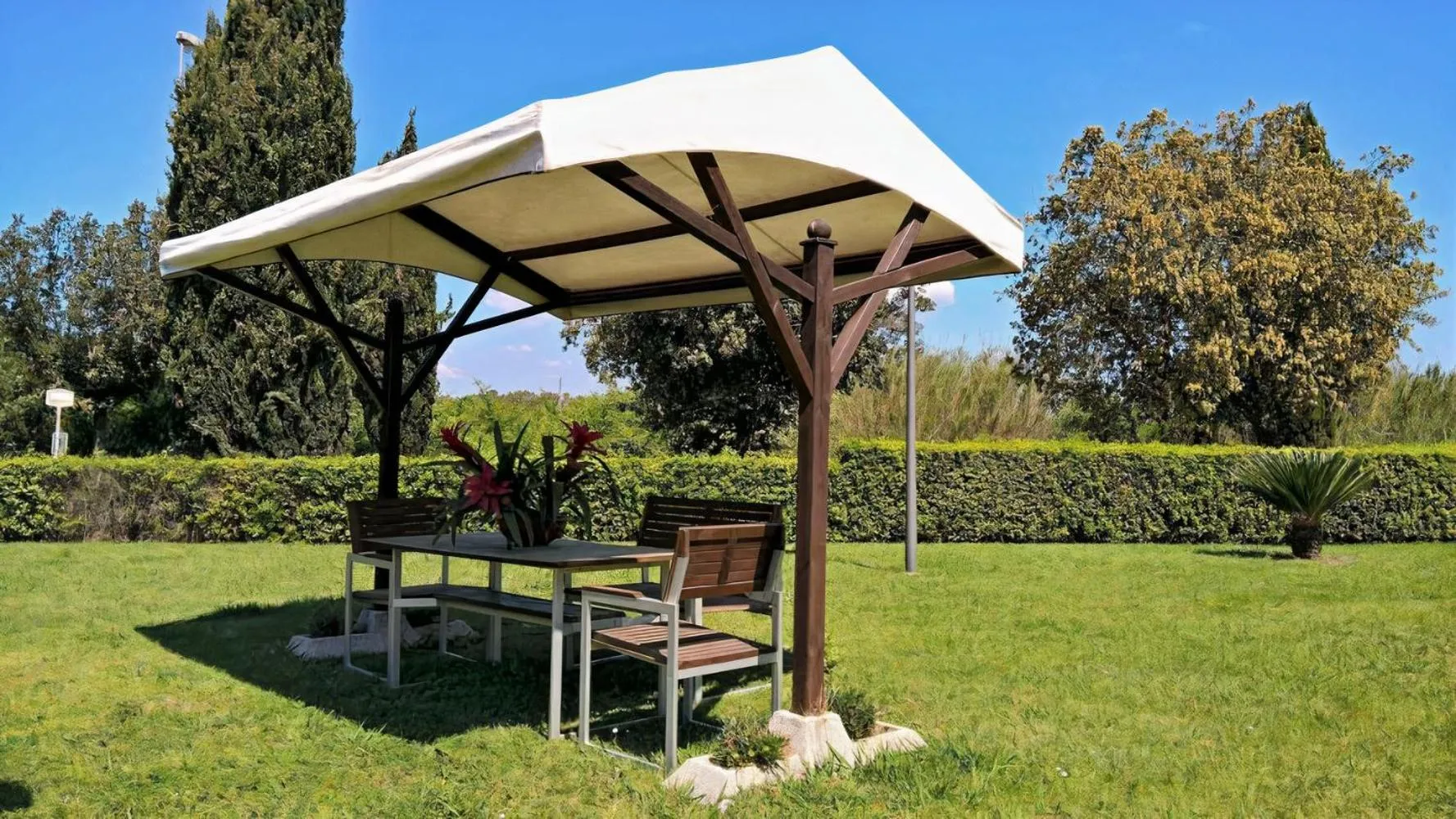 Garden in Hotel Riva Etrusca