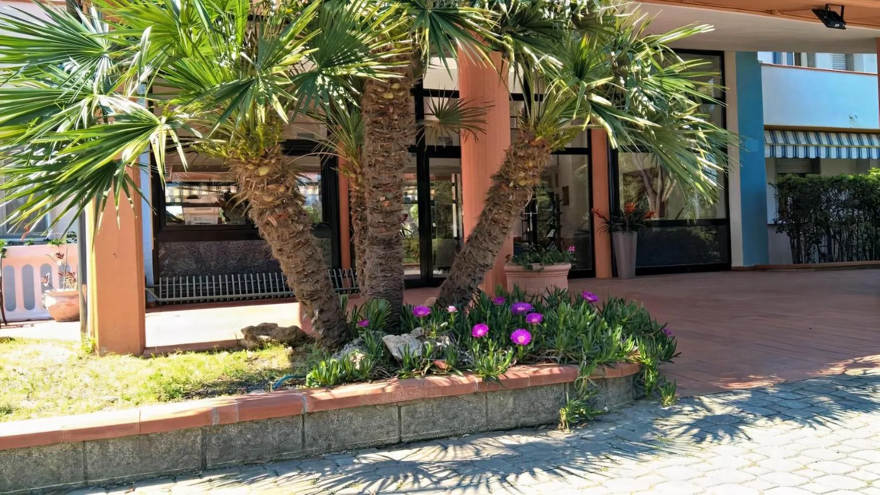 Property building in Hotel Riva Etrusca