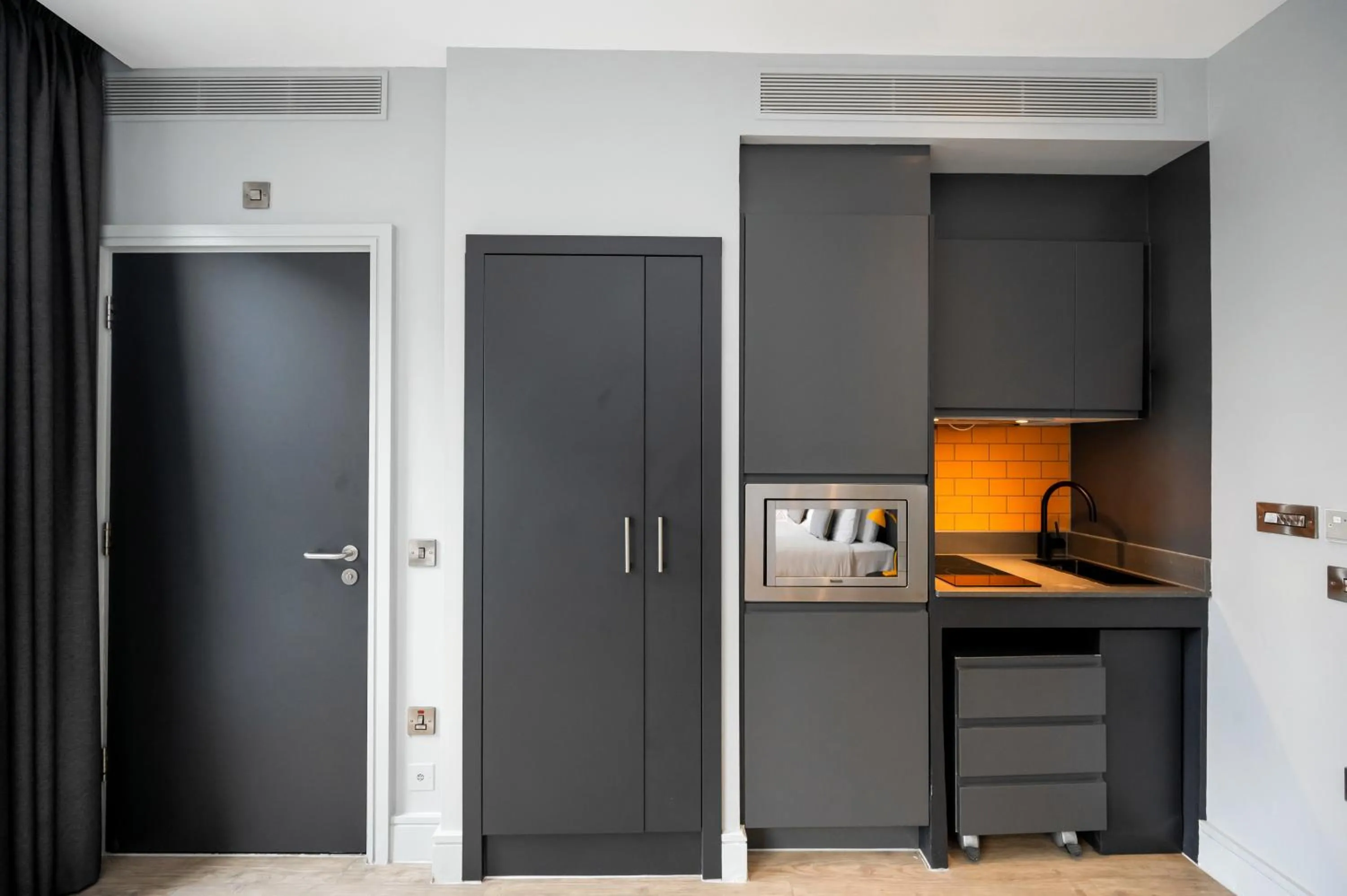 Kitchen or kitchenette in Staycity Aparthotels London Greenwich High Road