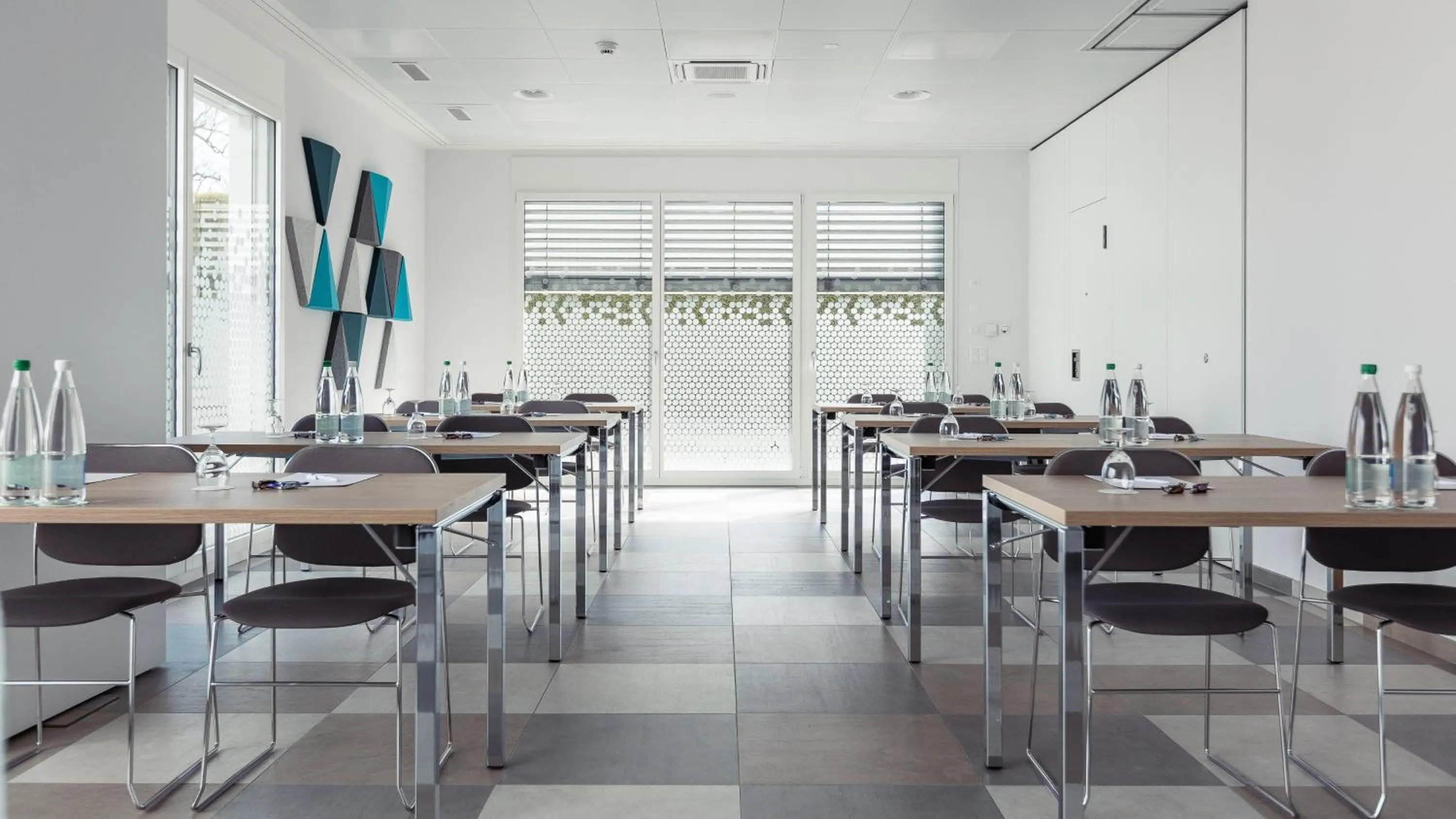 Meeting/conference room in Holiday Inn Express Luzern-Neuenkirch by IHG