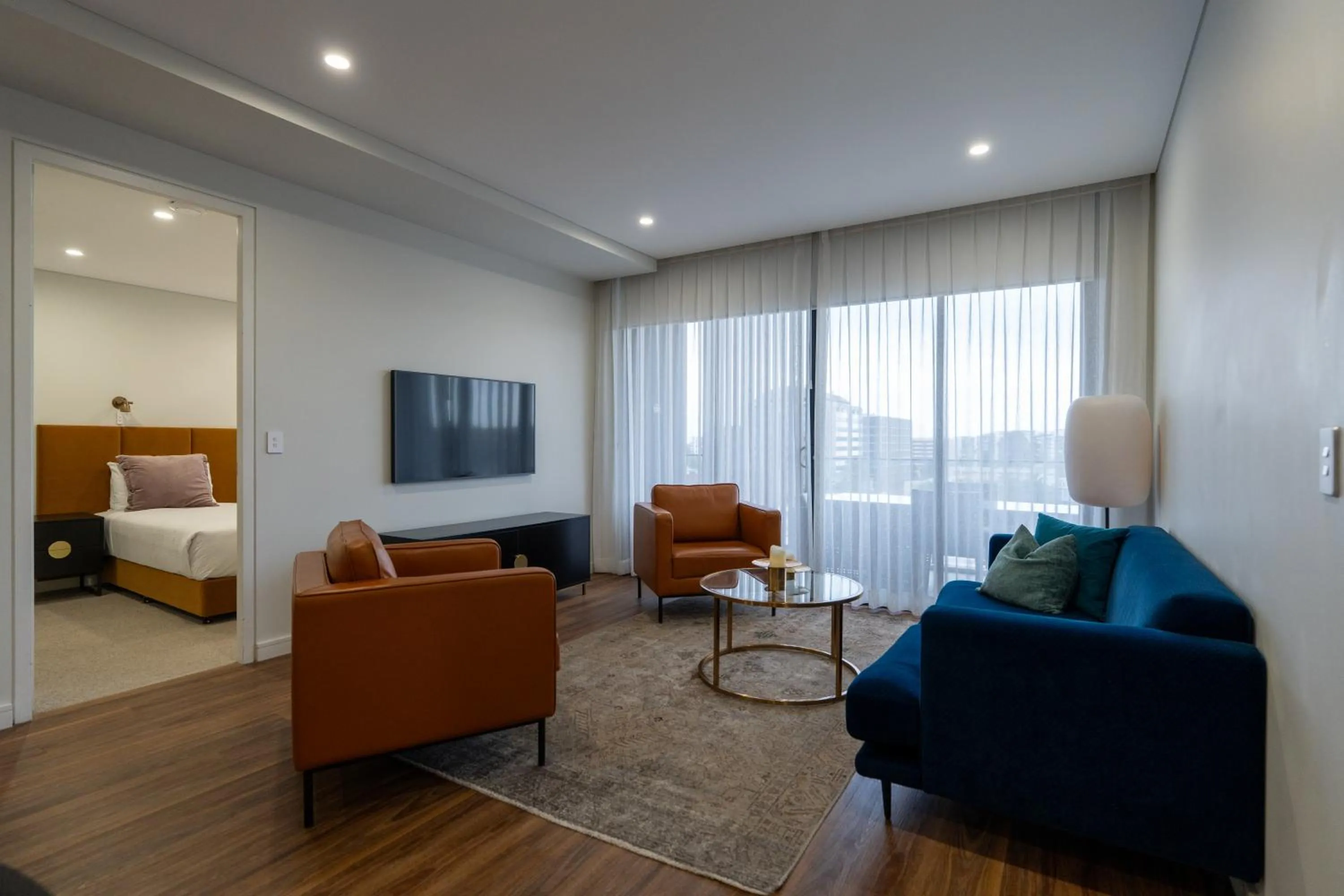 Living room, Bed in Astina Suites, Penrith