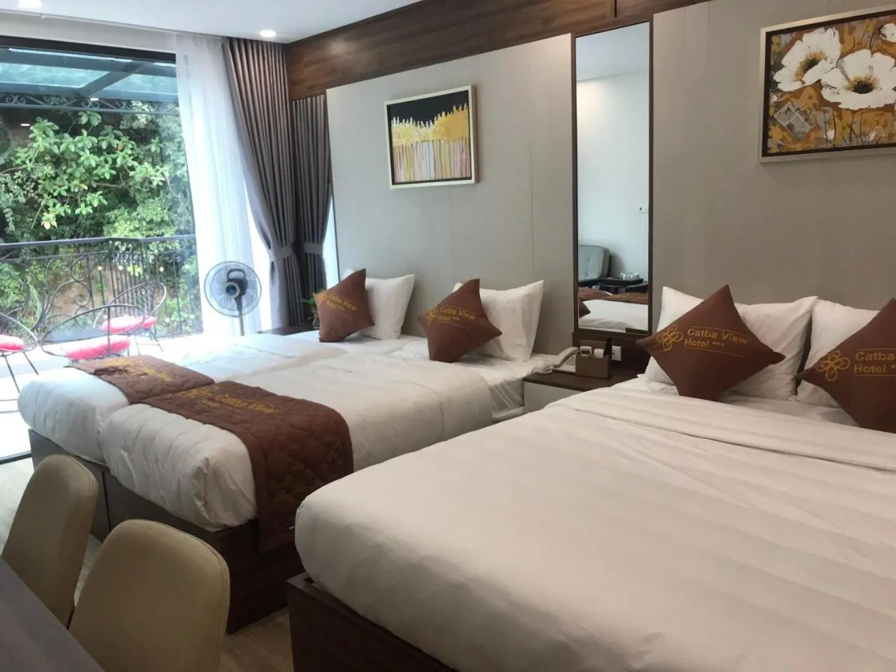 Bedroom, Bed in Catba View Hotel