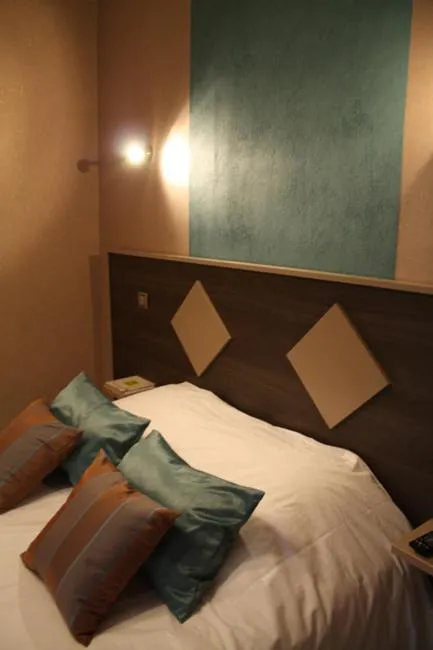 Photo of the whole room in O Prestige