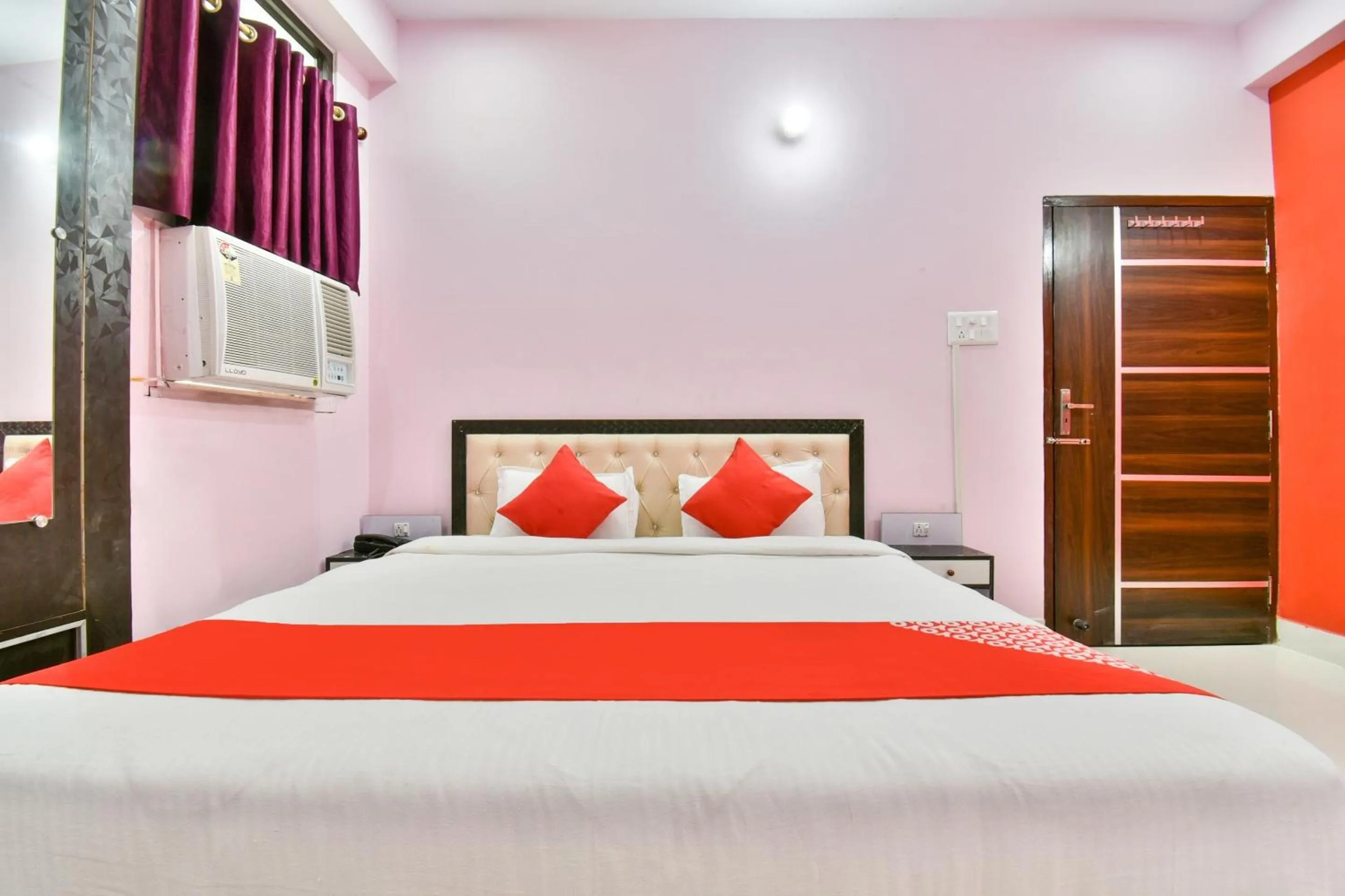 Bedroom in Hotel O Magadh Imperial