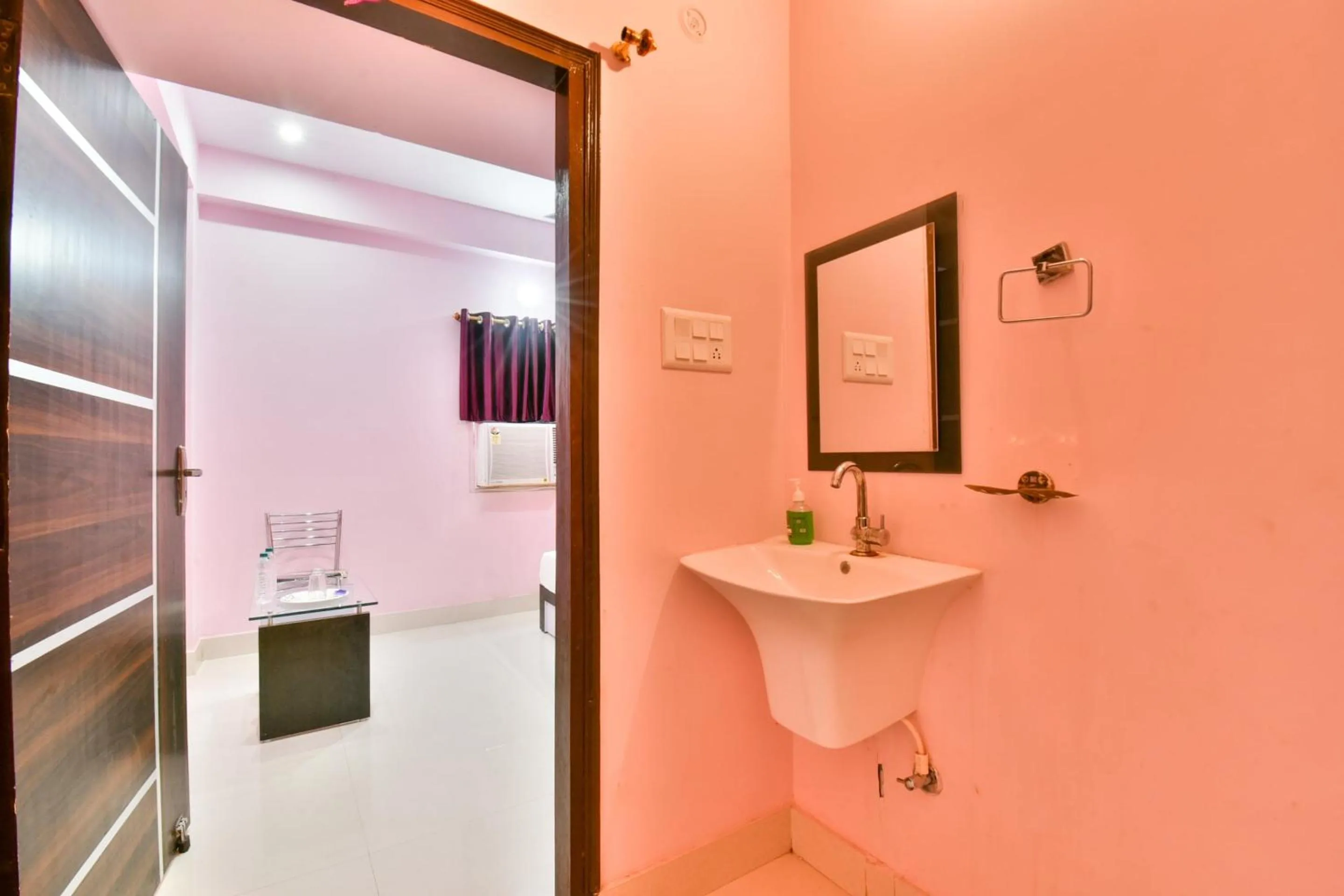 Bathroom in Hotel O Magadh Imperial