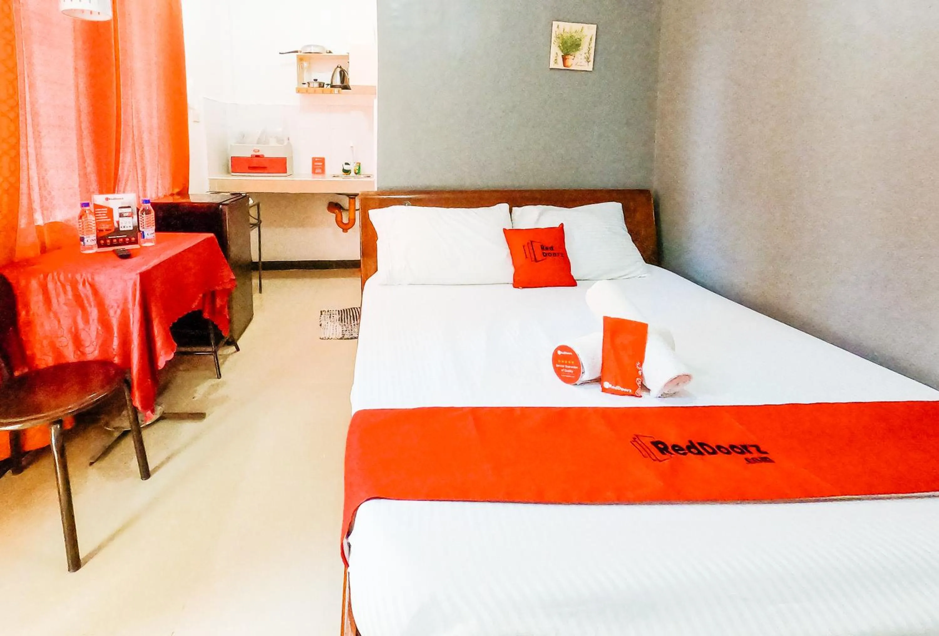 Bed in RedDoorz @ Gaea's Apartment Panglao