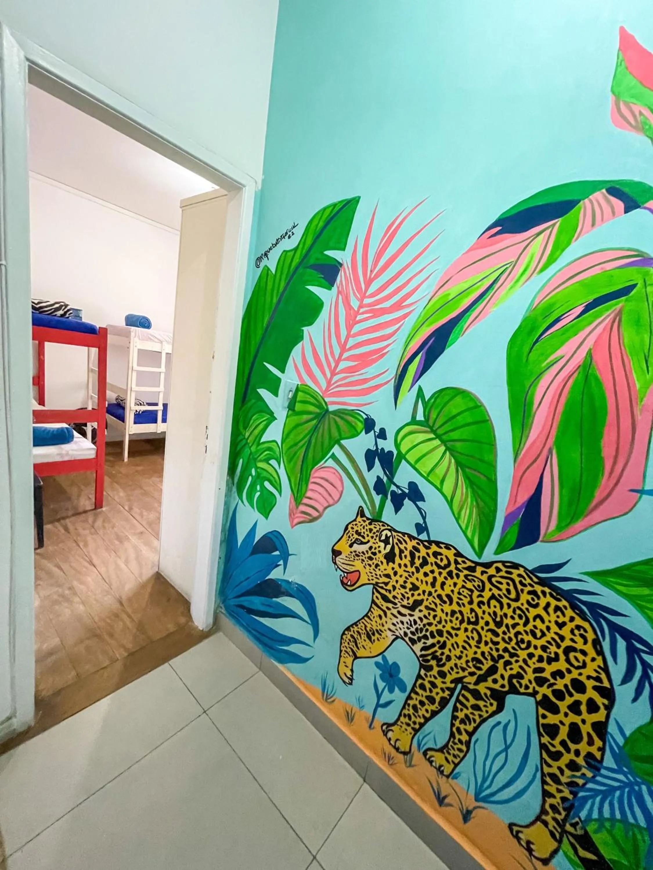 Bed in Onça da Praia Hostel