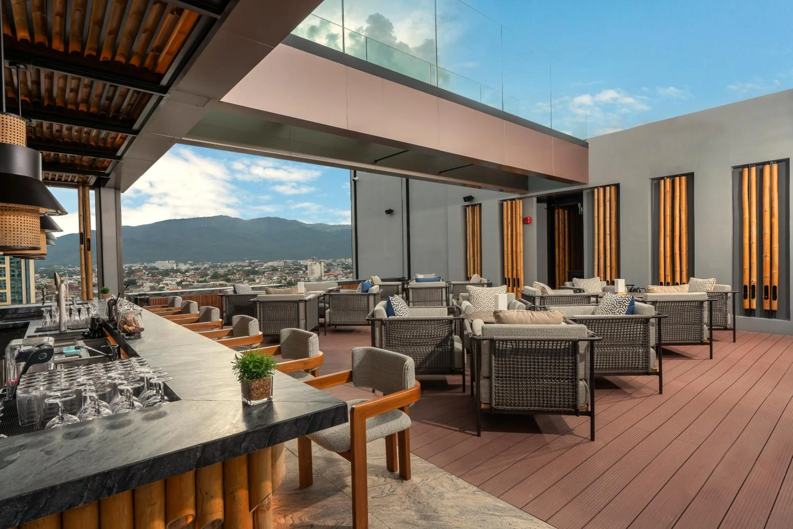 Restaurant/places to eat in Melia Chiang Mai