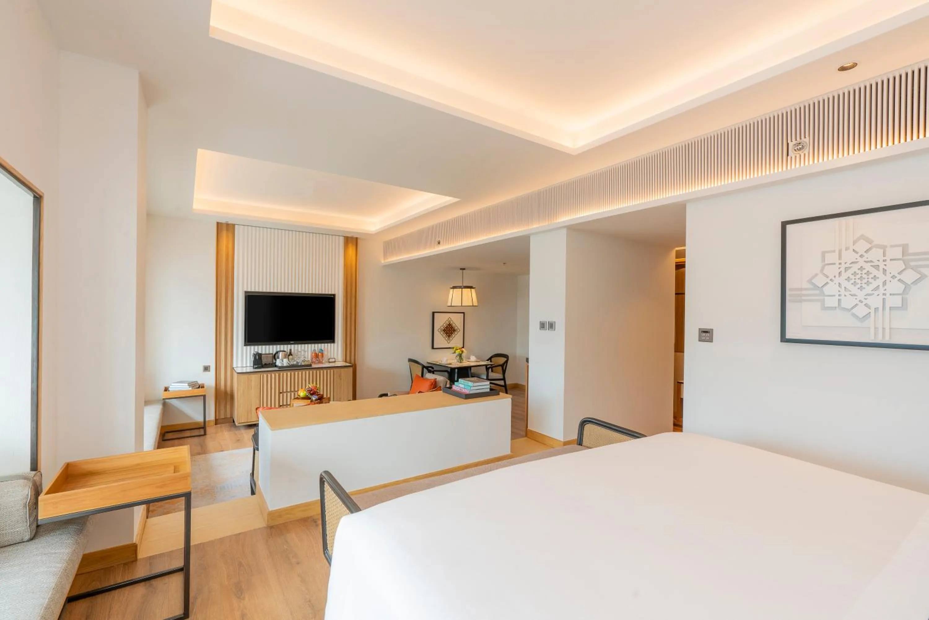 Photo of the whole room, Bed in Melia Chiang Mai