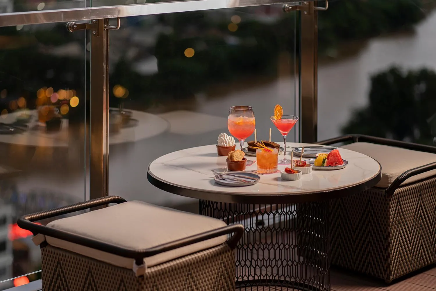 Restaurant/places to eat in Melia Chiang Mai