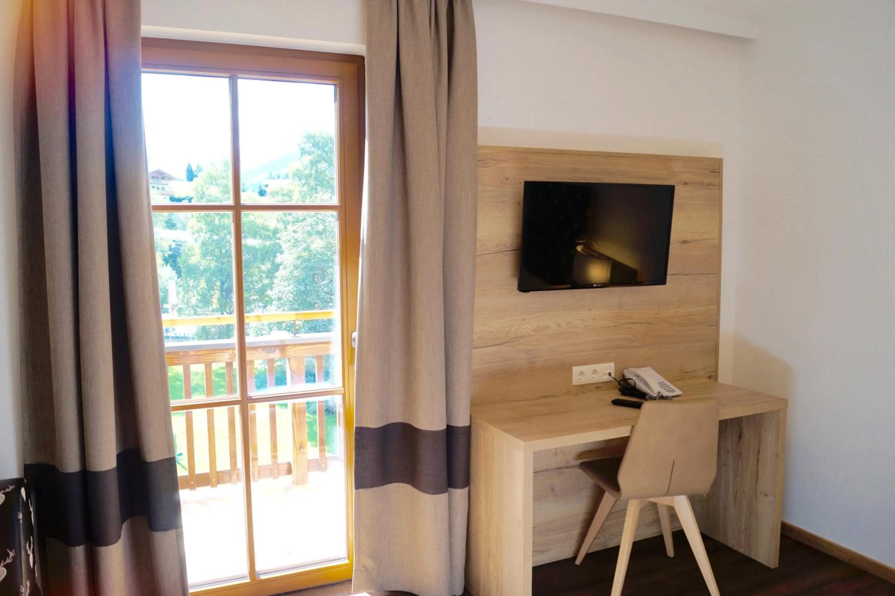 TV and multimedia in Hotel Unterwirt - Jokercard im Sommer inklusive