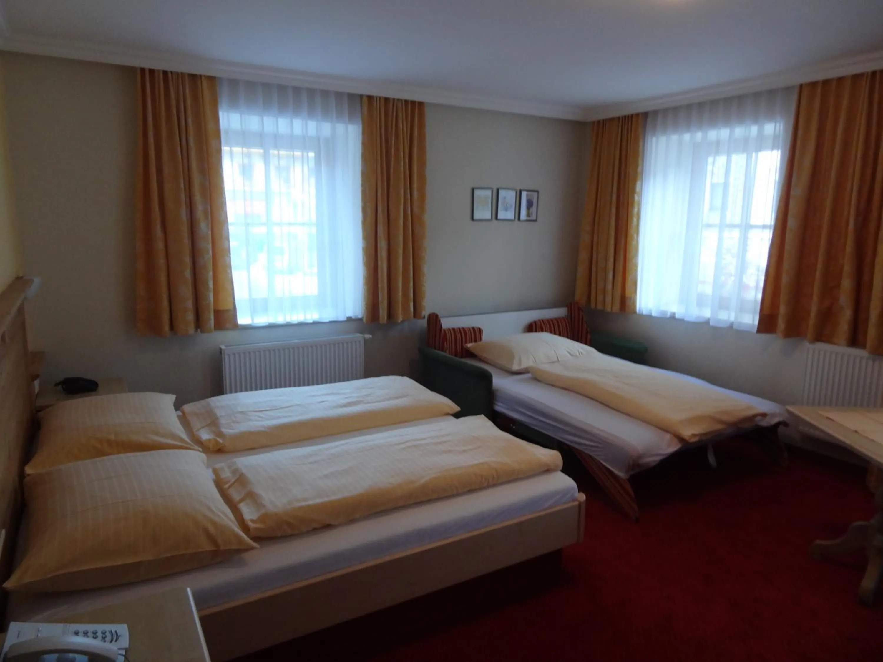 Photo of the whole room, Bed in Hotel Unterwirt - Jokercard im Sommer inklusive