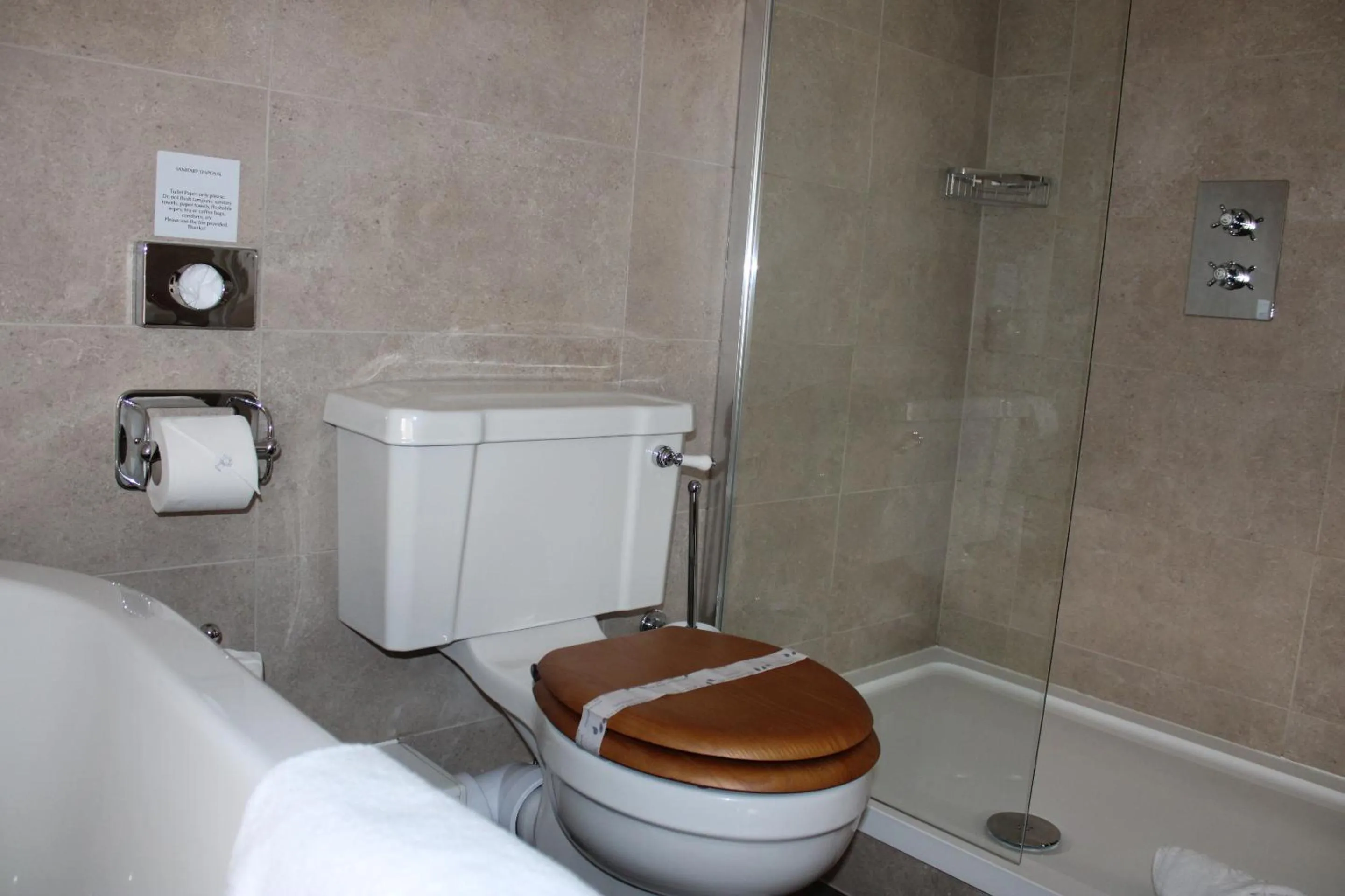 Bathroom in The White Lion