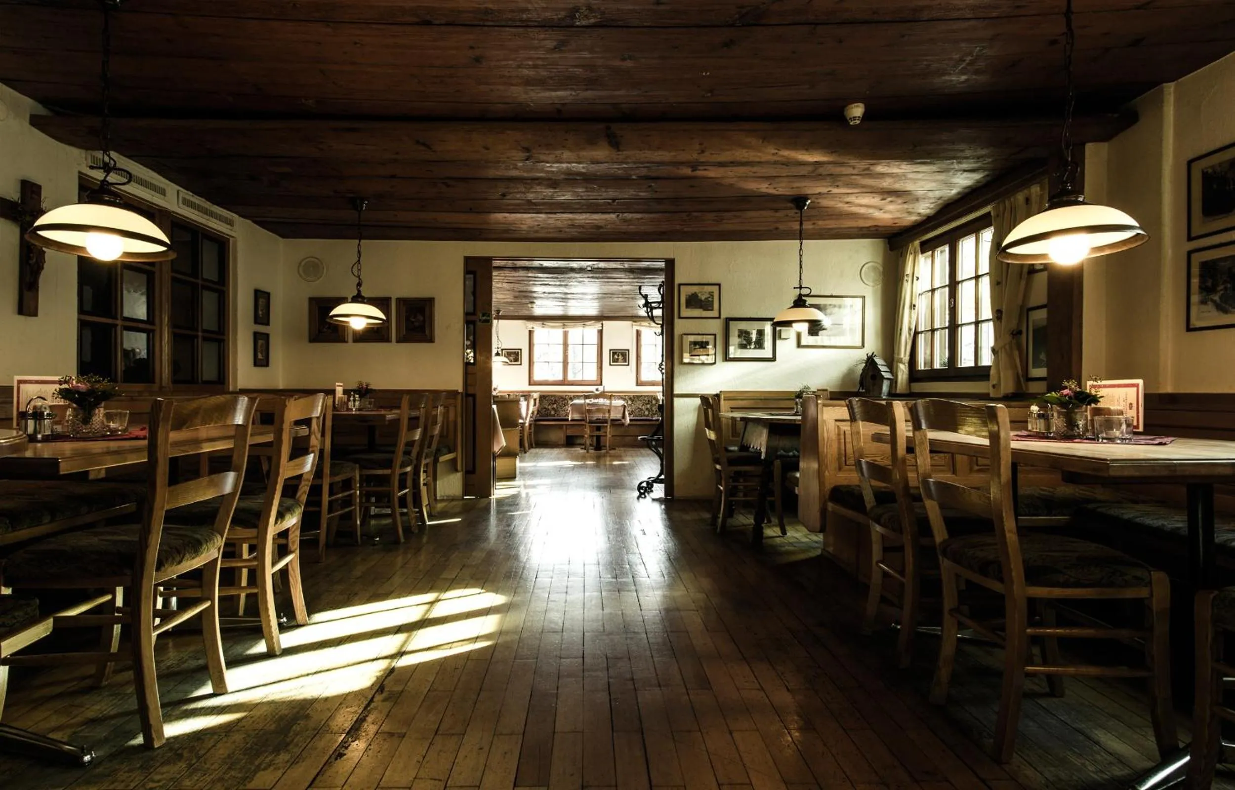 Restaurant/places to eat in Hotel Gasthaus Löwen