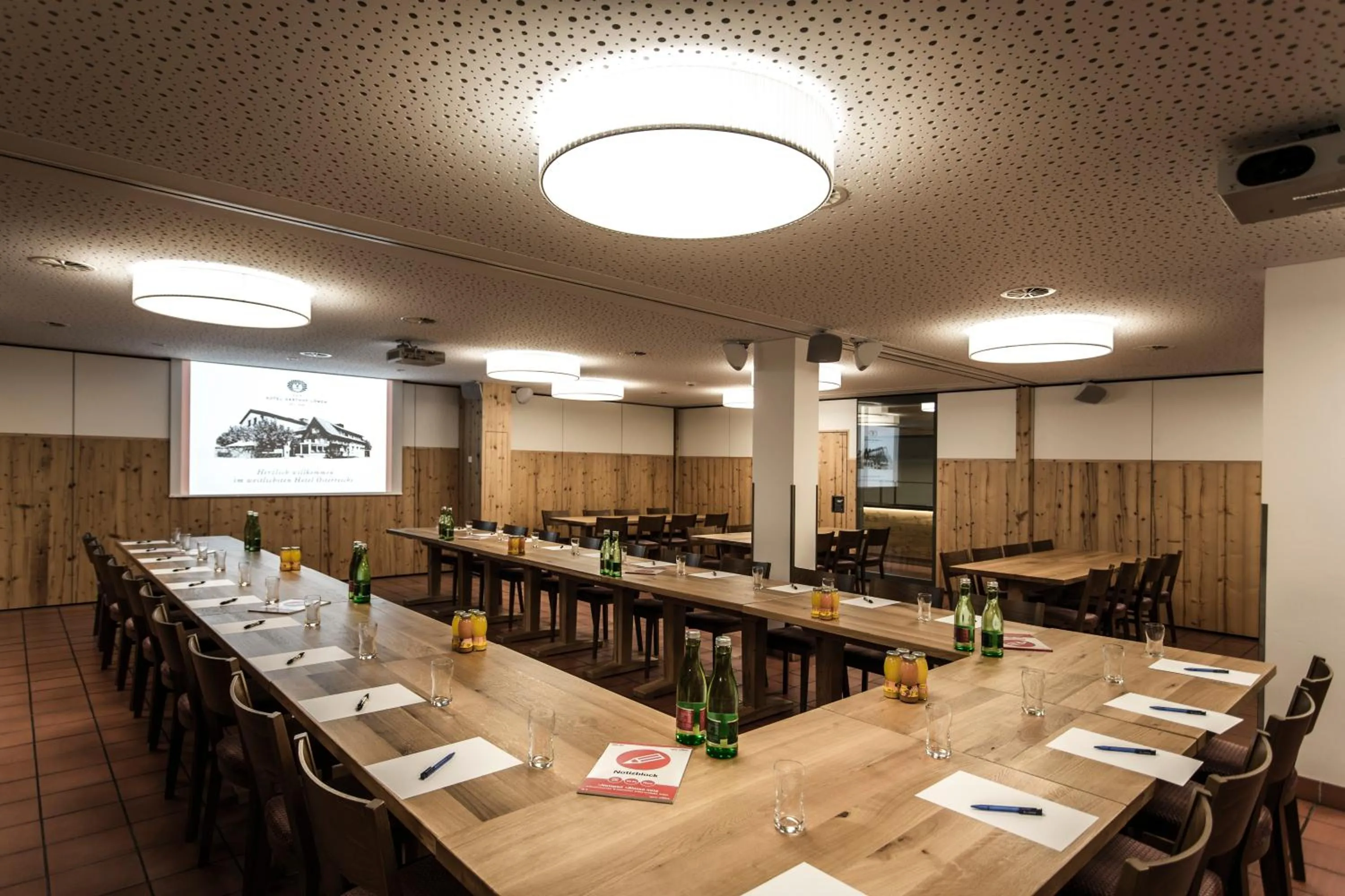 Business facilities in Hotel Gasthaus Löwen