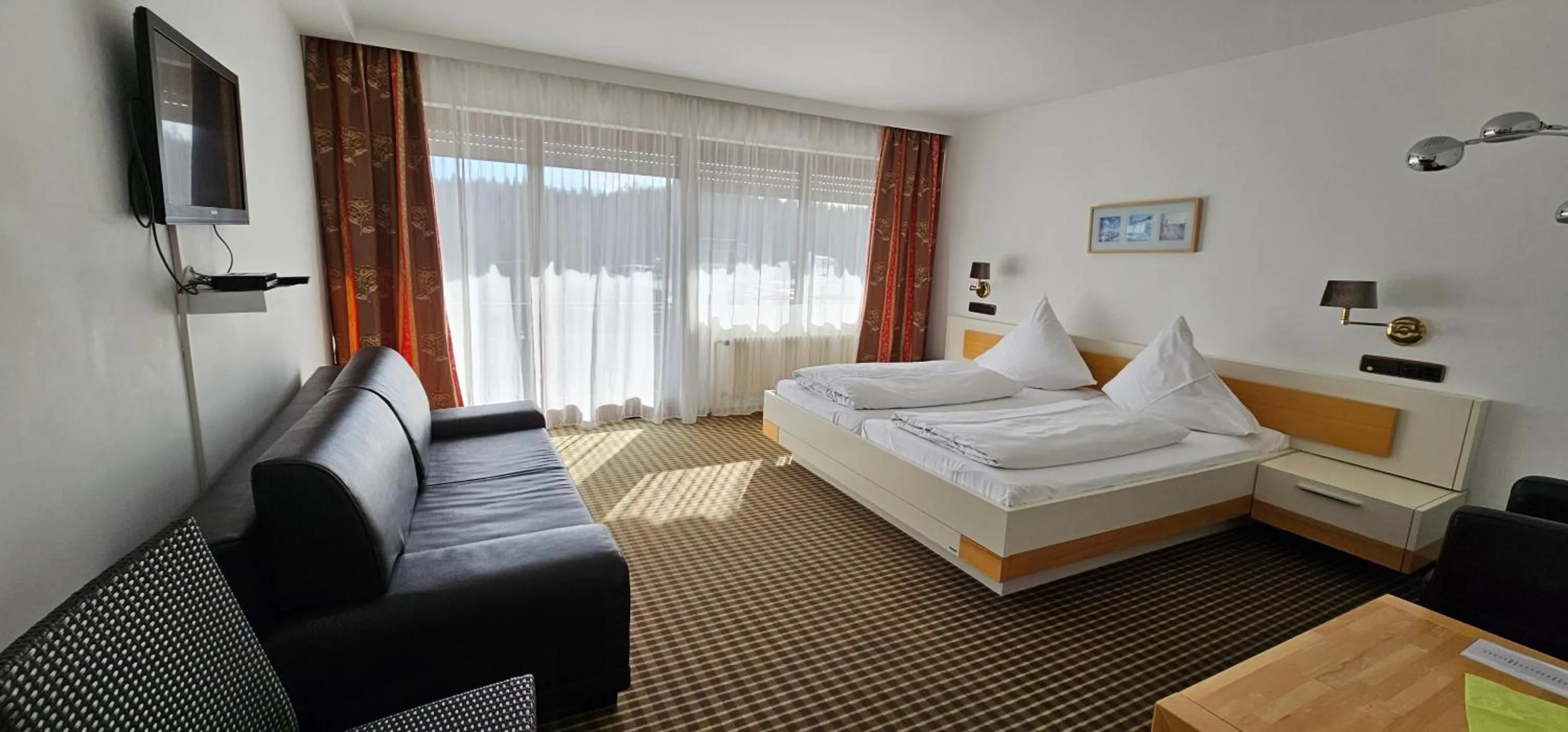 Photo of the whole room, Bed in Schwaben Resort Ebnisee