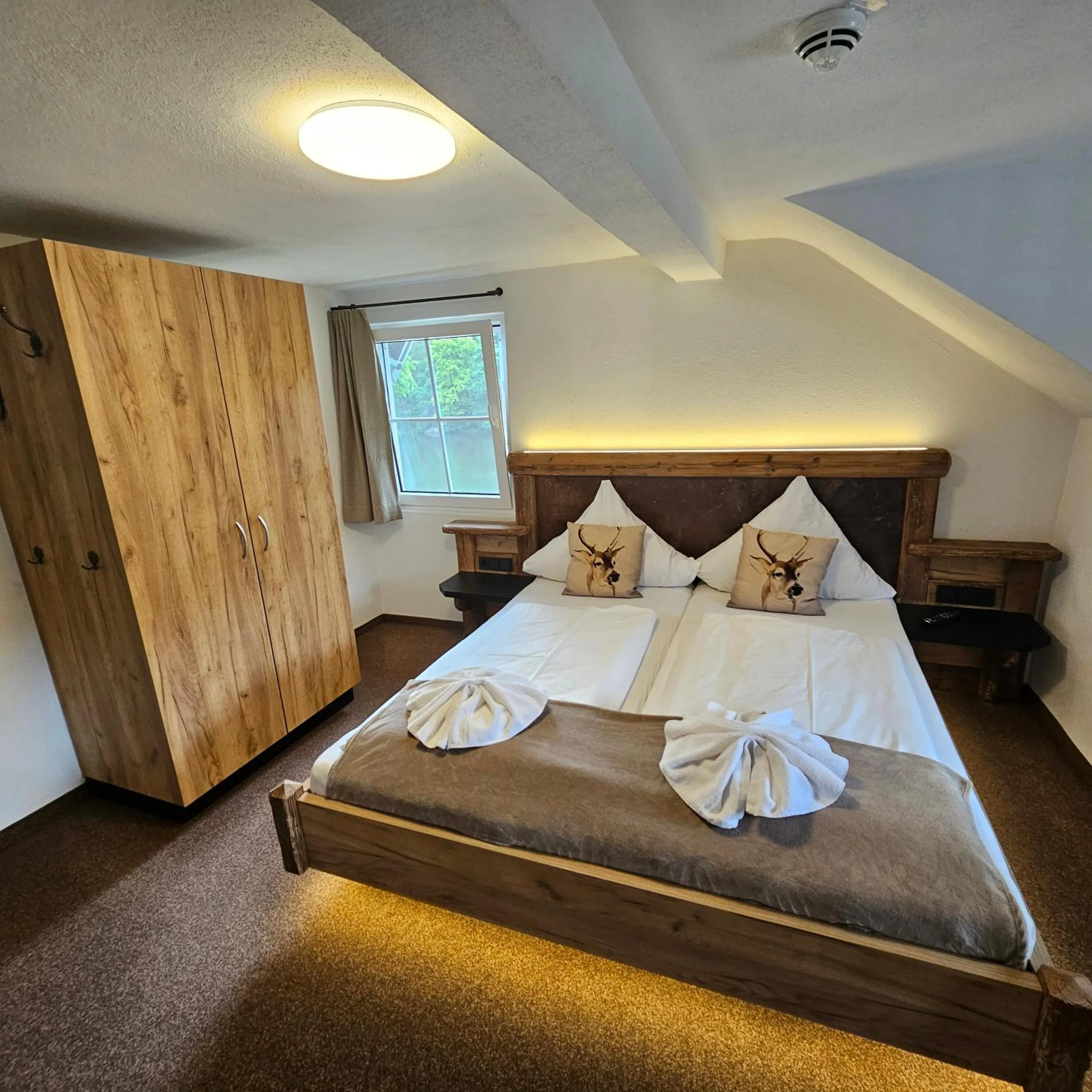 Photo of the whole room, Bed in Schwaben Resort Ebnisee