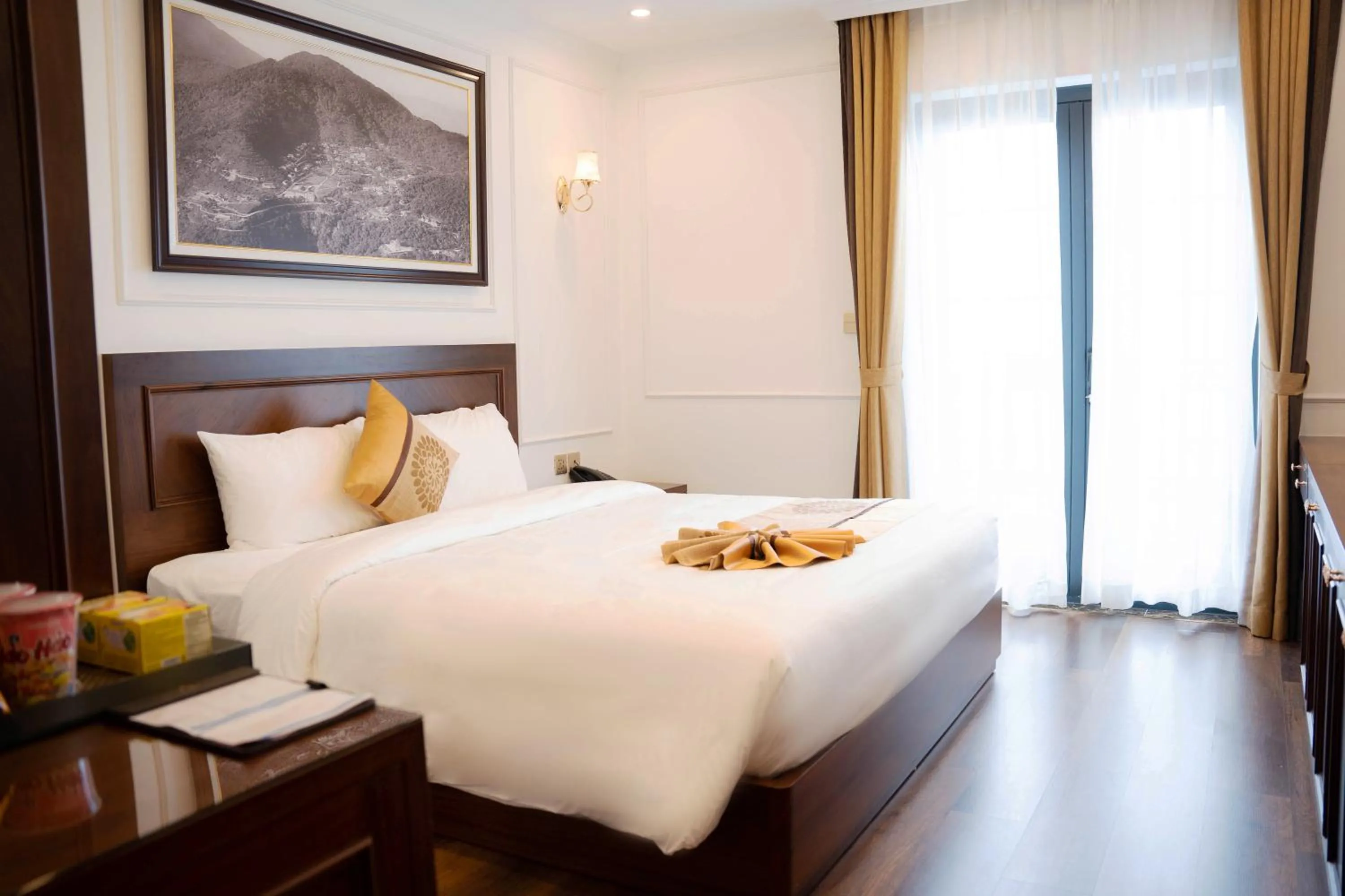 Bed in Camellia Luxury Hotel Tam Đảo