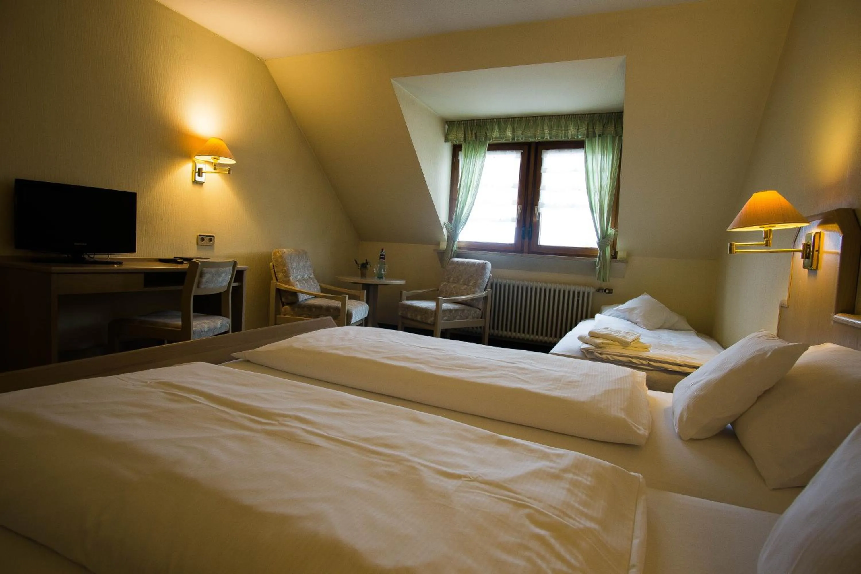 Photo of the whole room, Bed in Landgasthof zum Lamm