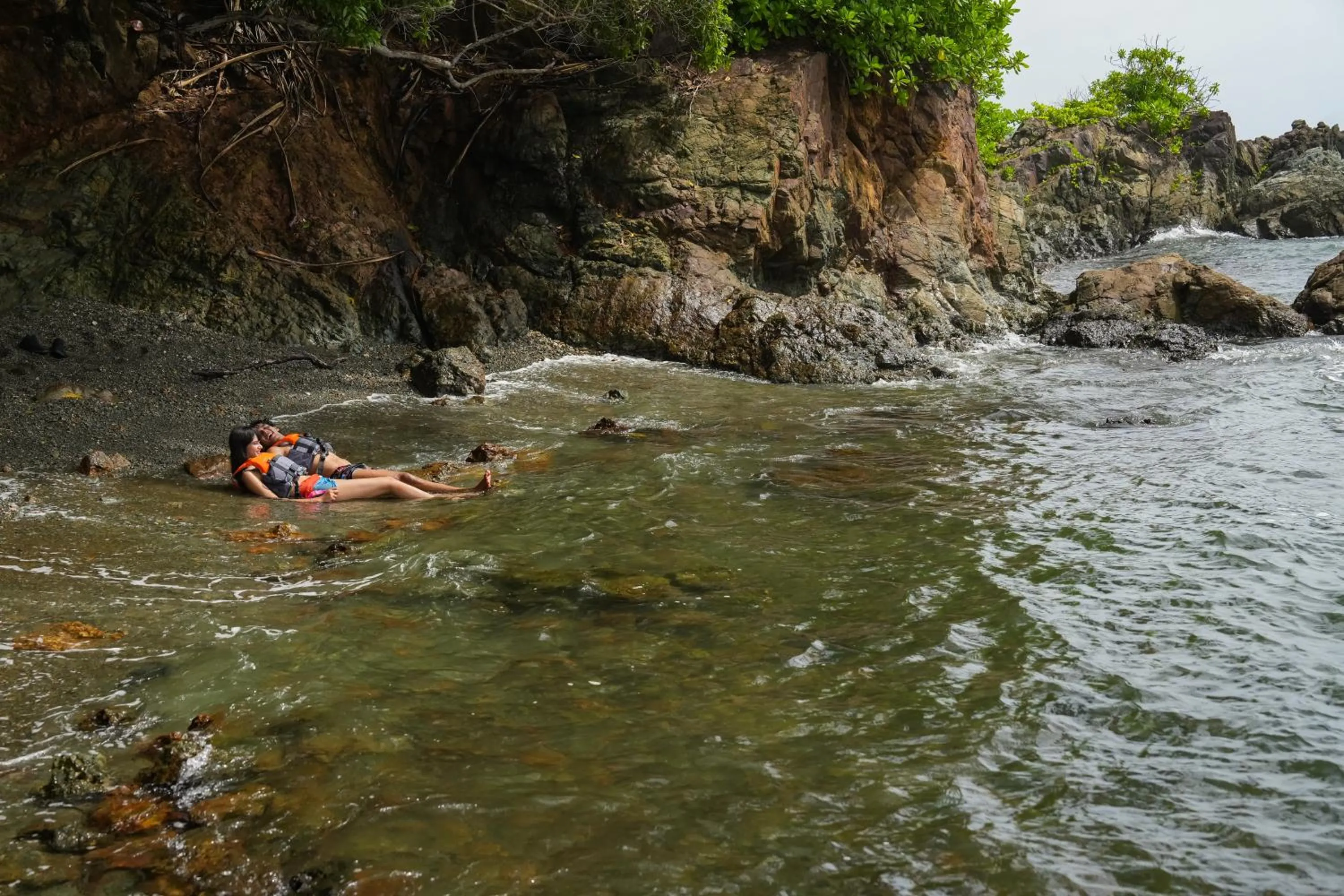 Adhvasaha Beach Spa Resort