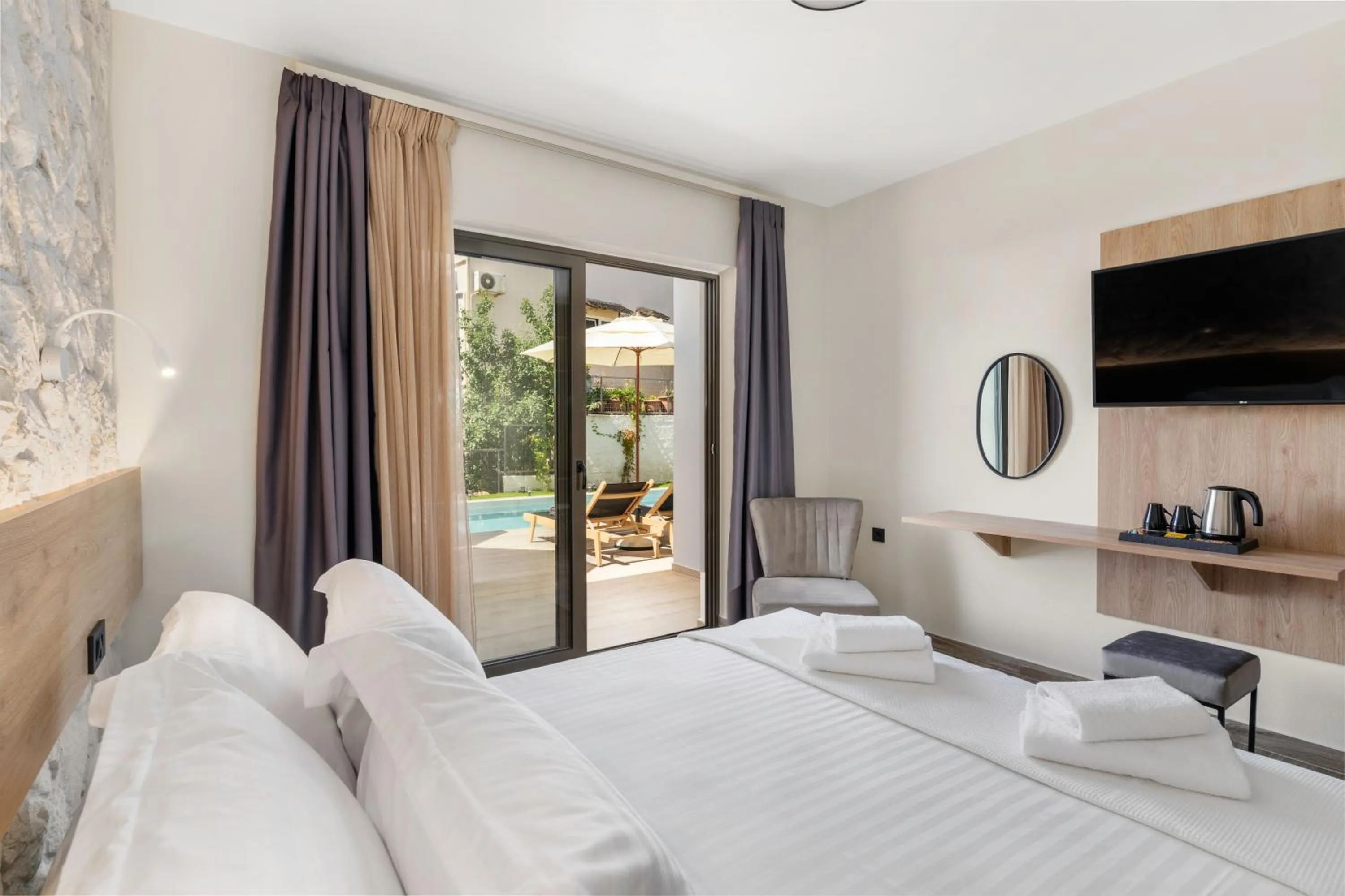 Bedroom, Bed in Sigma Luxury Rooms