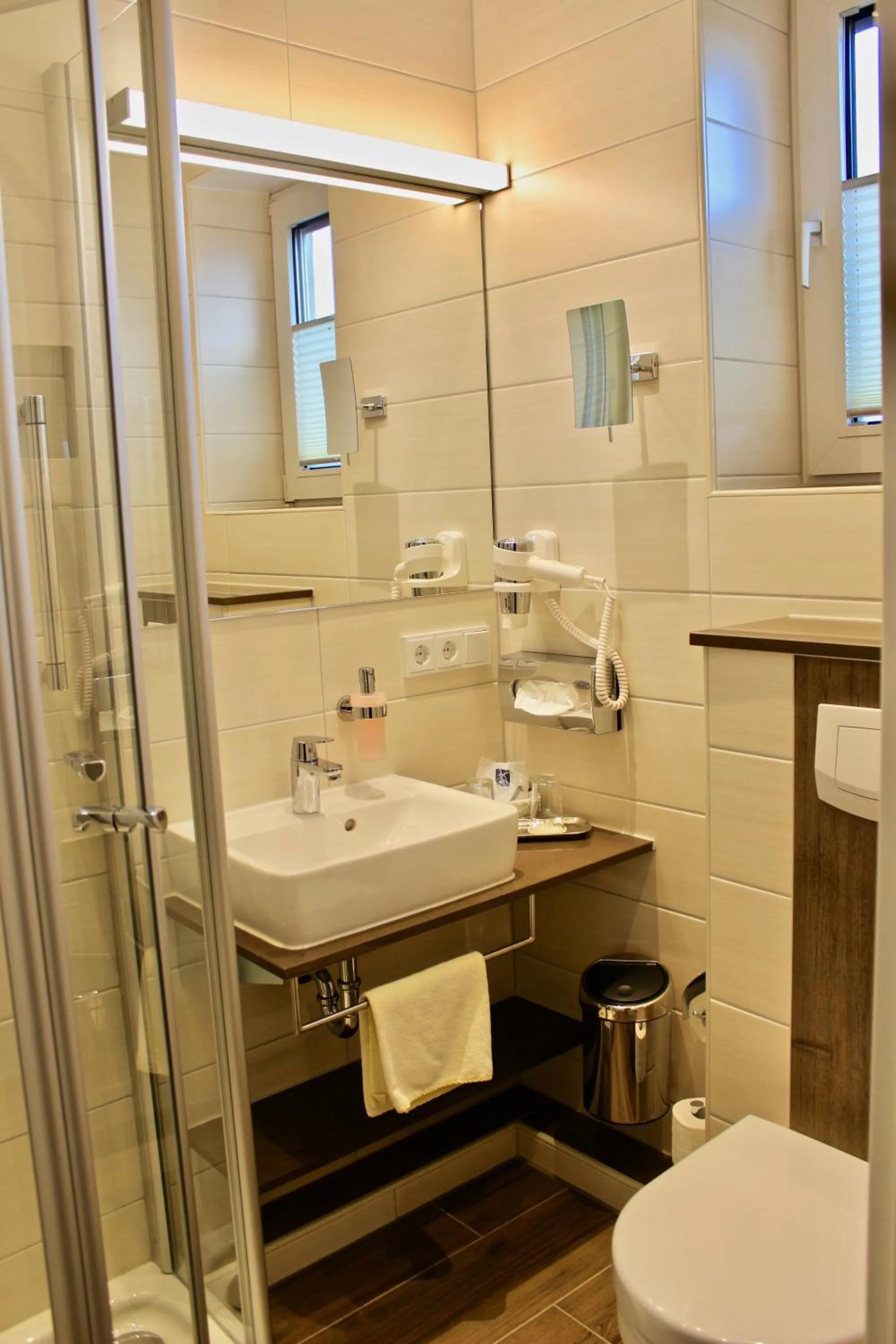 Bathroom in Zum Schwarzen Bären