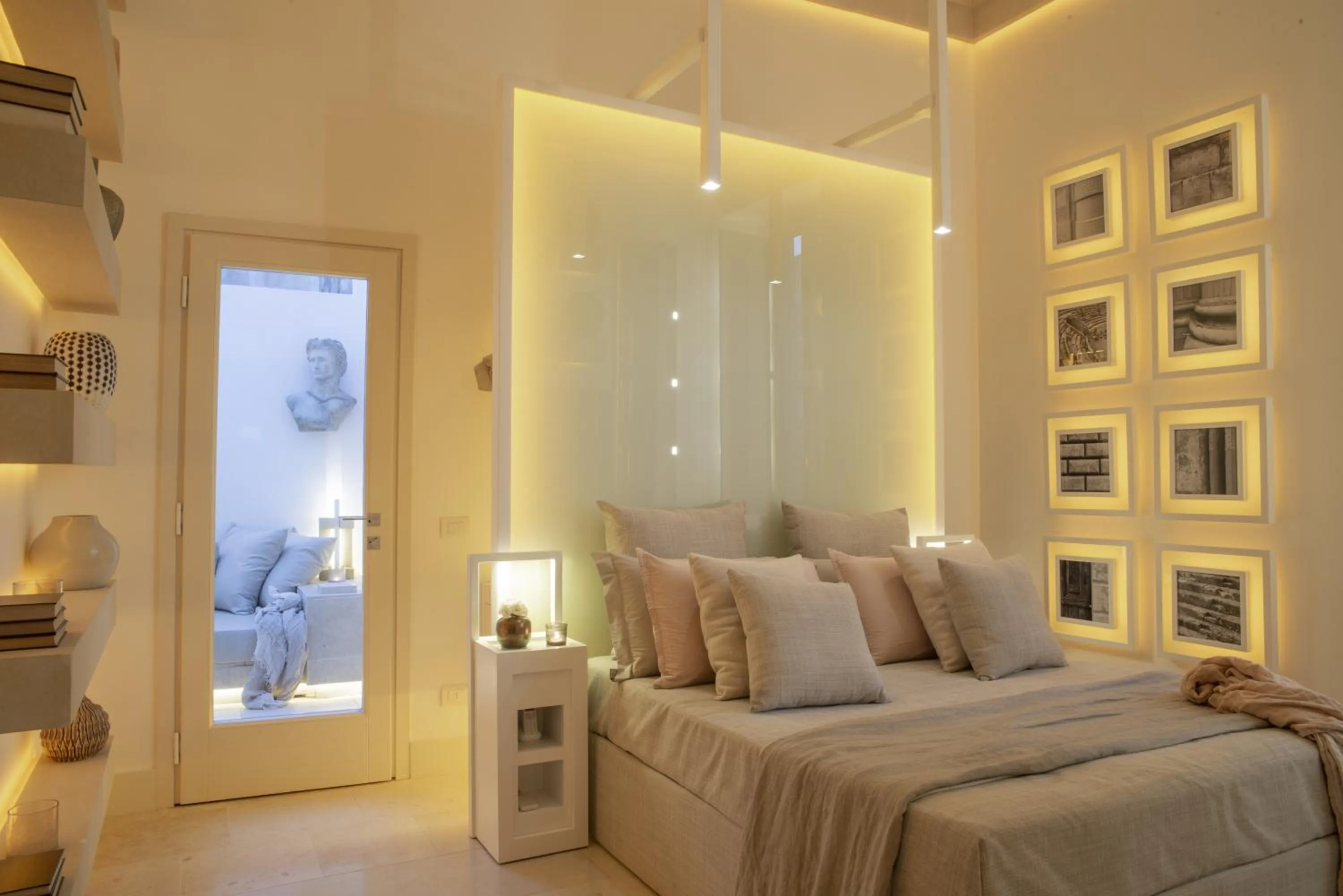 Patio, Bed in Palazzo Lecce - Epoca Collection