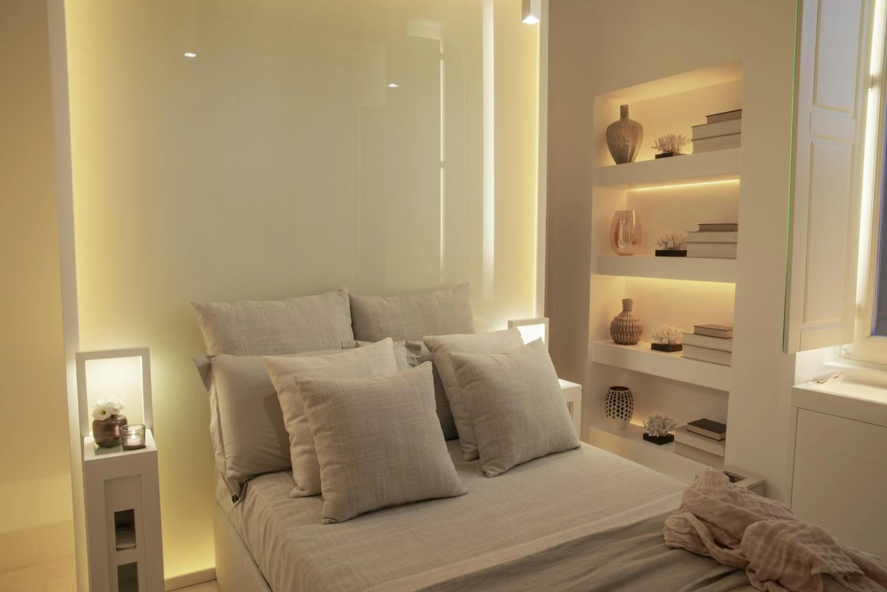 Bedroom, Bed in Palazzo Lecce - Epoca Collection