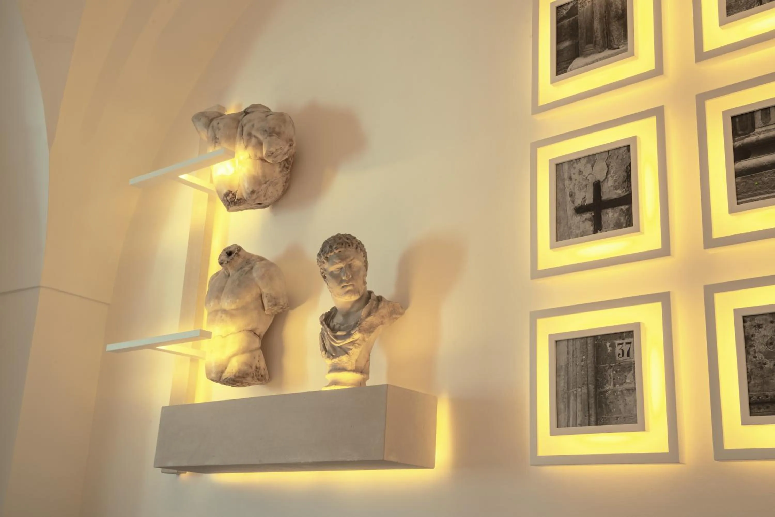 Lobby or reception in Palazzo Lecce - Epoca Collection