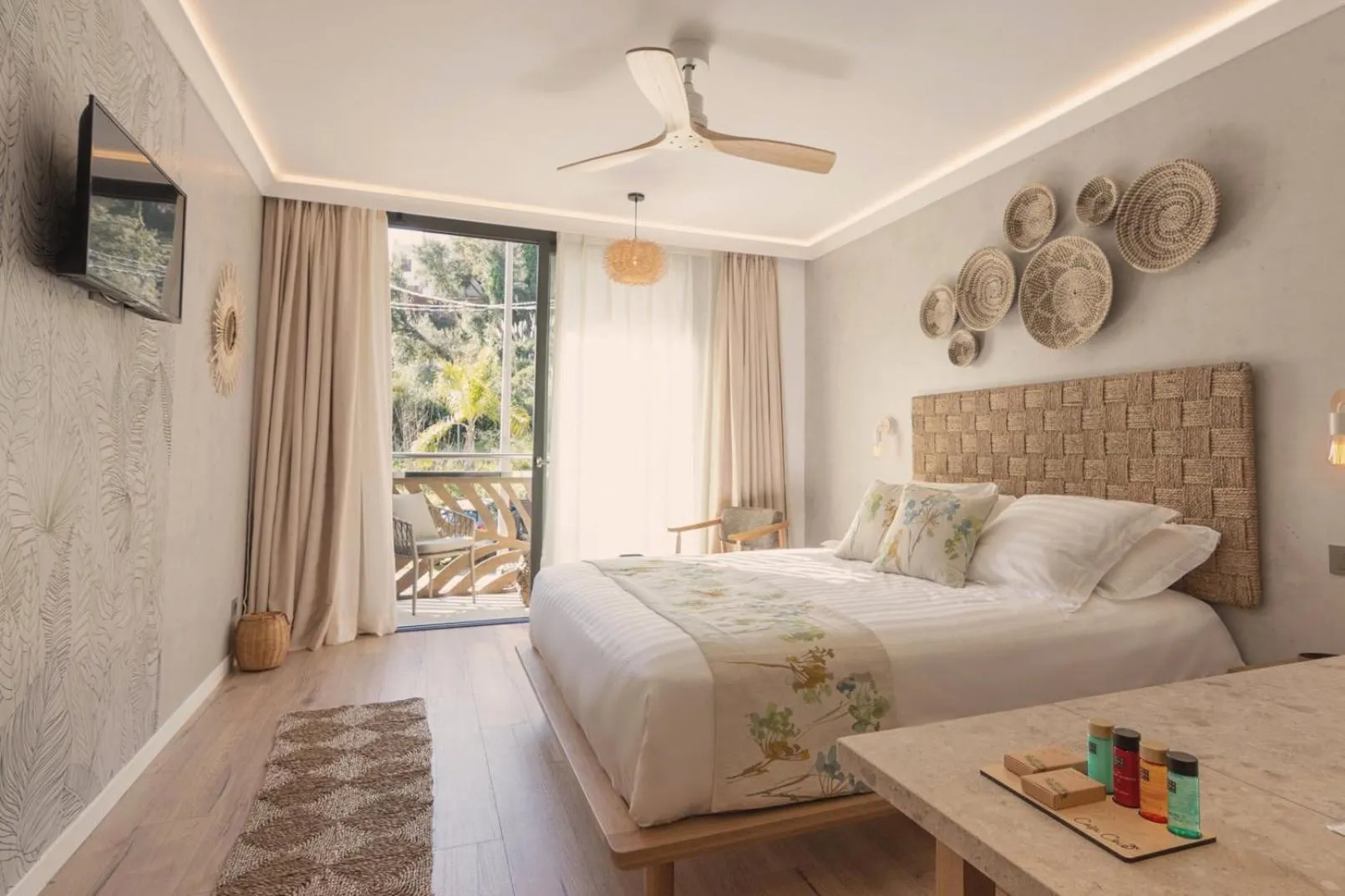 Bed in Casa Coco Boutique Hotel & Spa 4*S - Adults Only