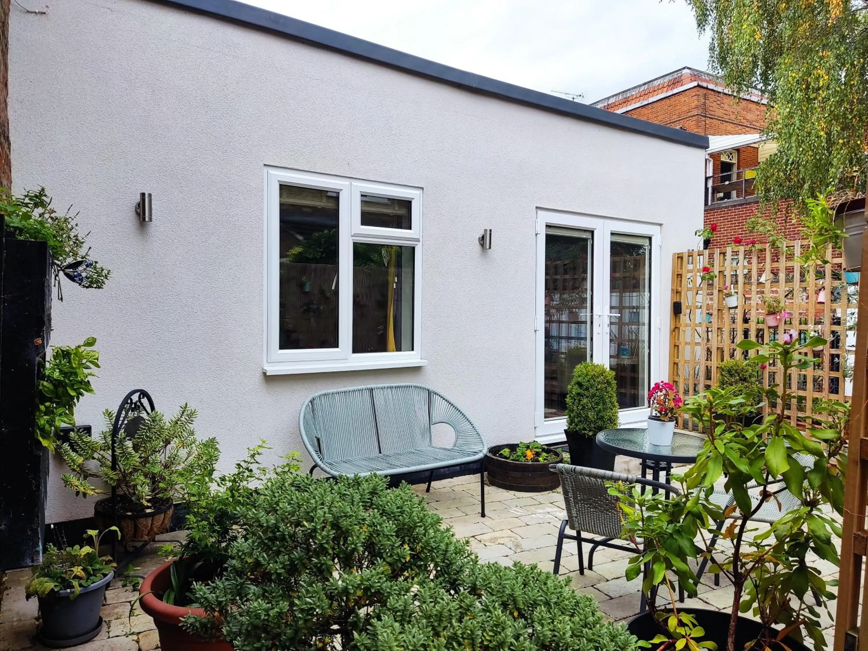 Property building in Self-Contained Holiday Accommodation in the Heart of Easingwold with Parking