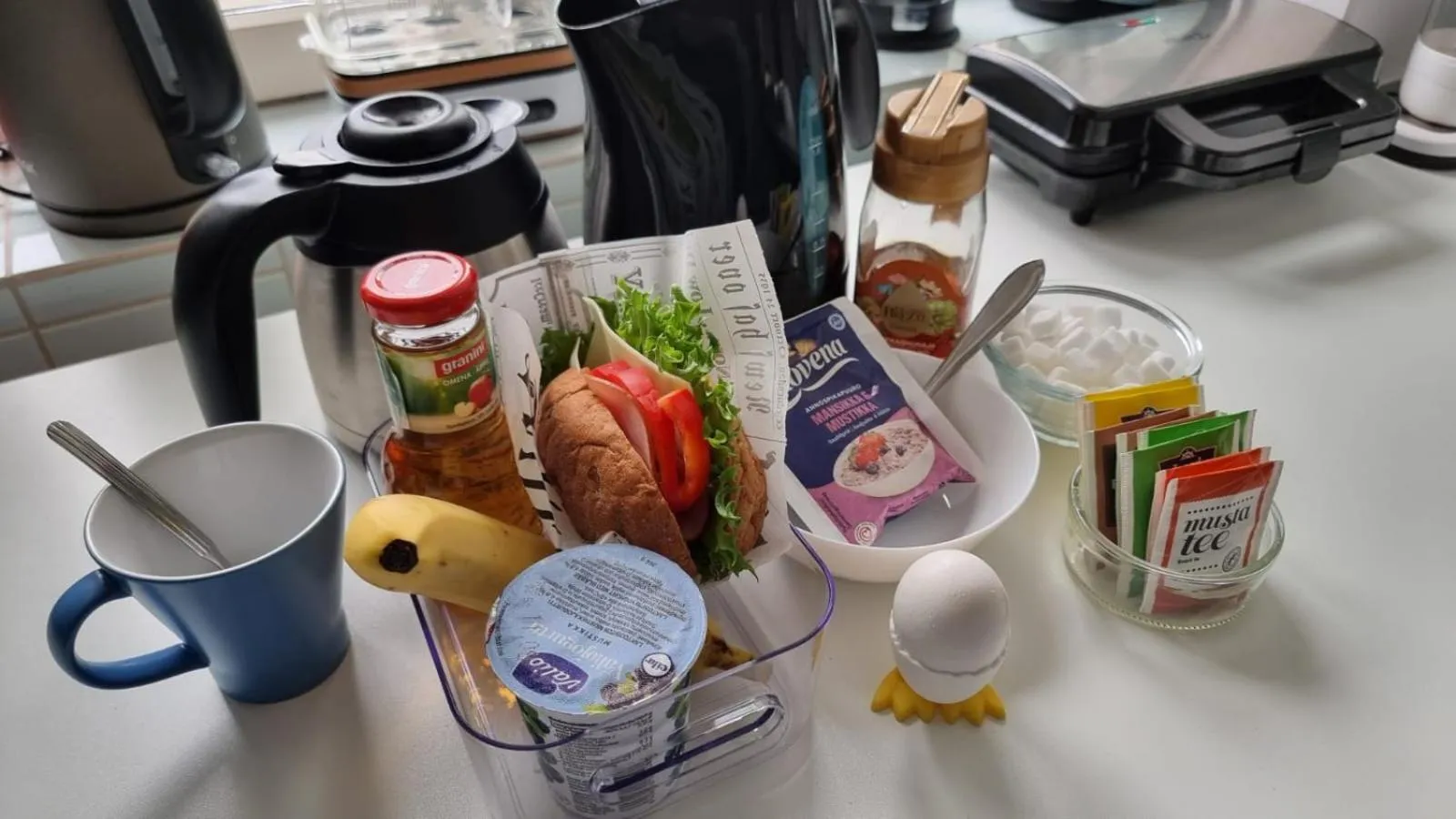 Food and drinks in Vanha-Merivartioasema