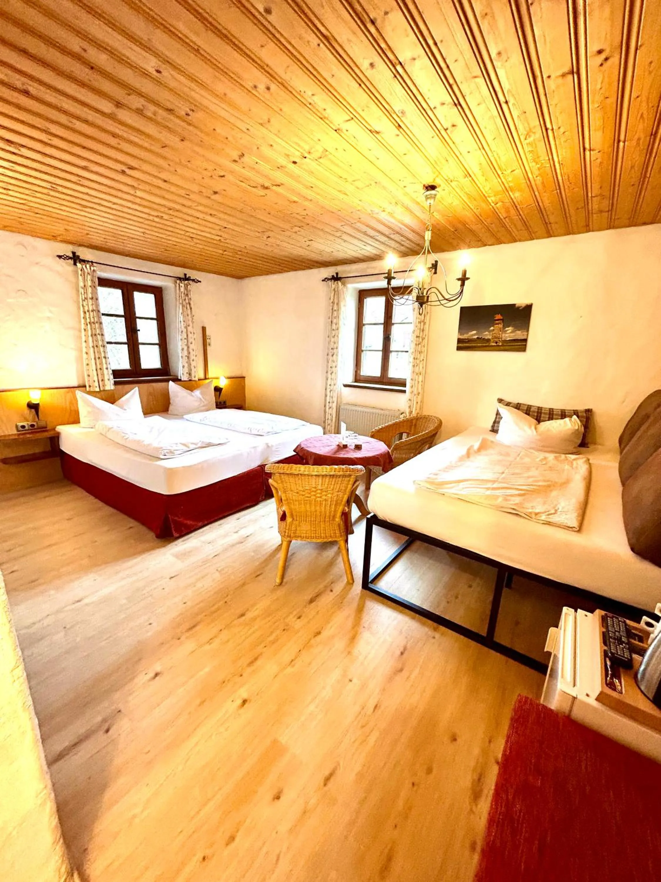Photo of the whole room, Bed in Landhotel Huberhof
