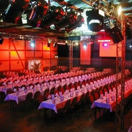 Banquet/Function facilities in Braunes Ross