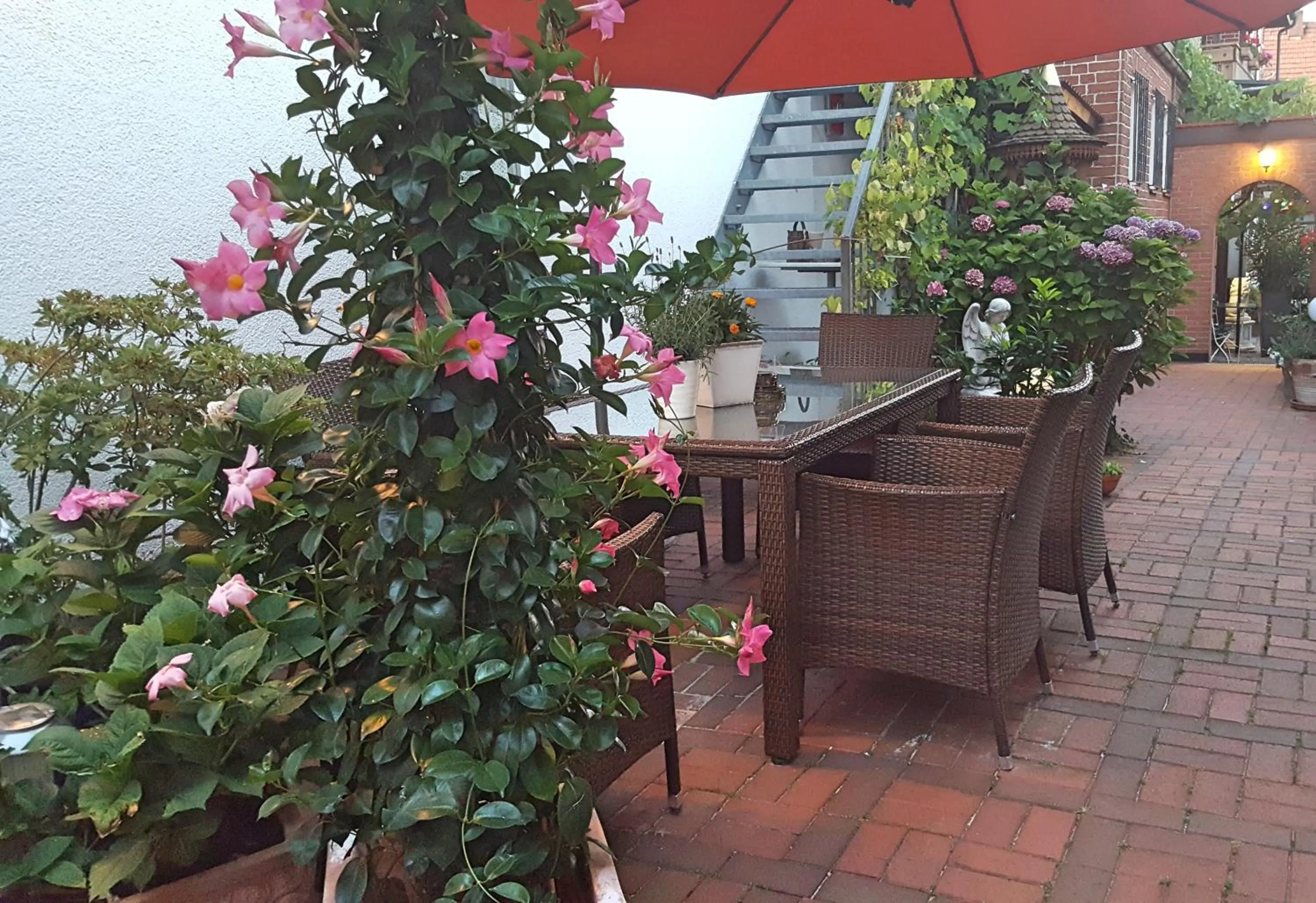 Garden in Landgasthaus Bonn