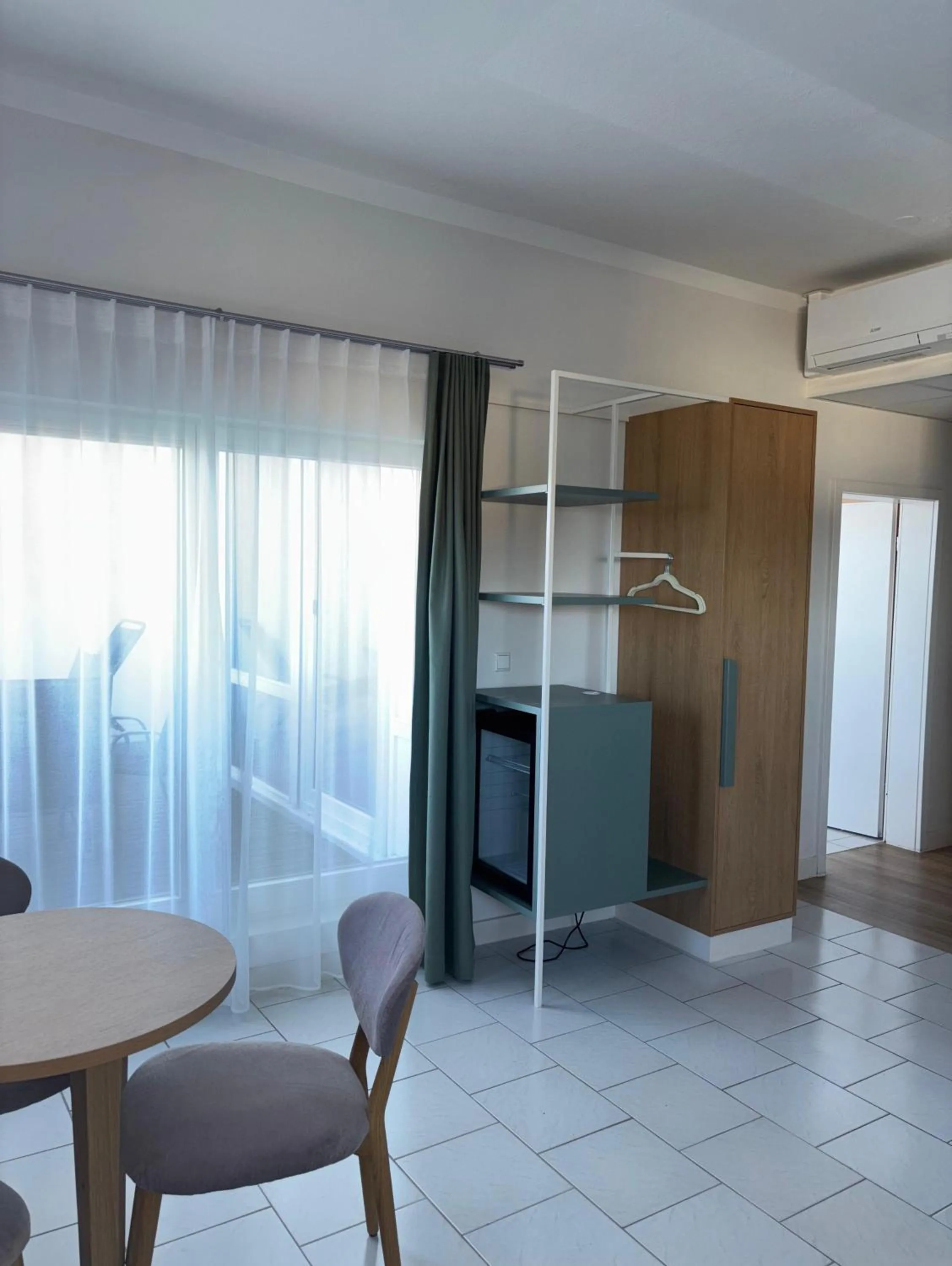 Dining area in Gästehaus Centro in Konstanz
