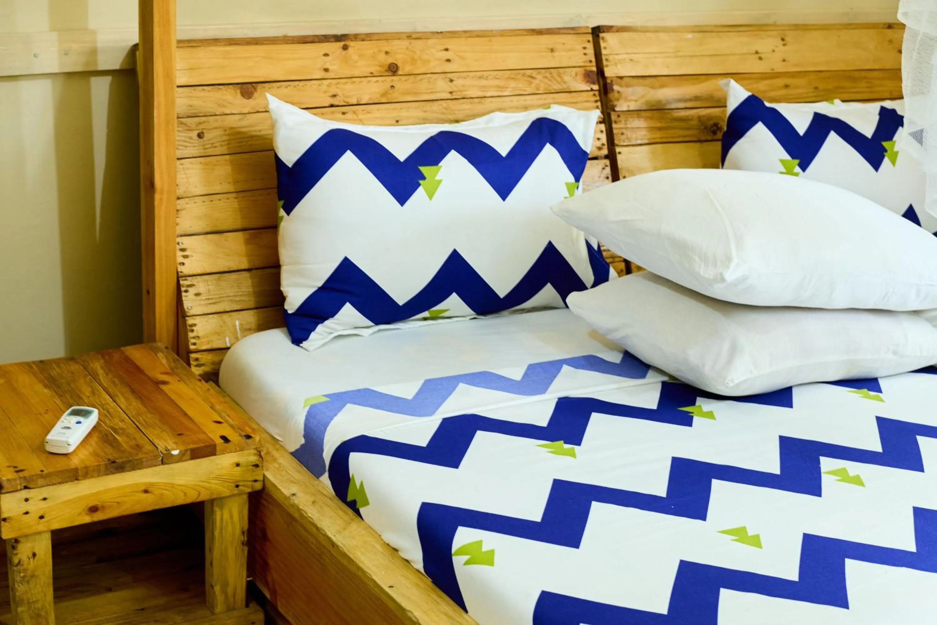 Photo of the whole room, Bed in L&J Modern Backpackers Kinondoni