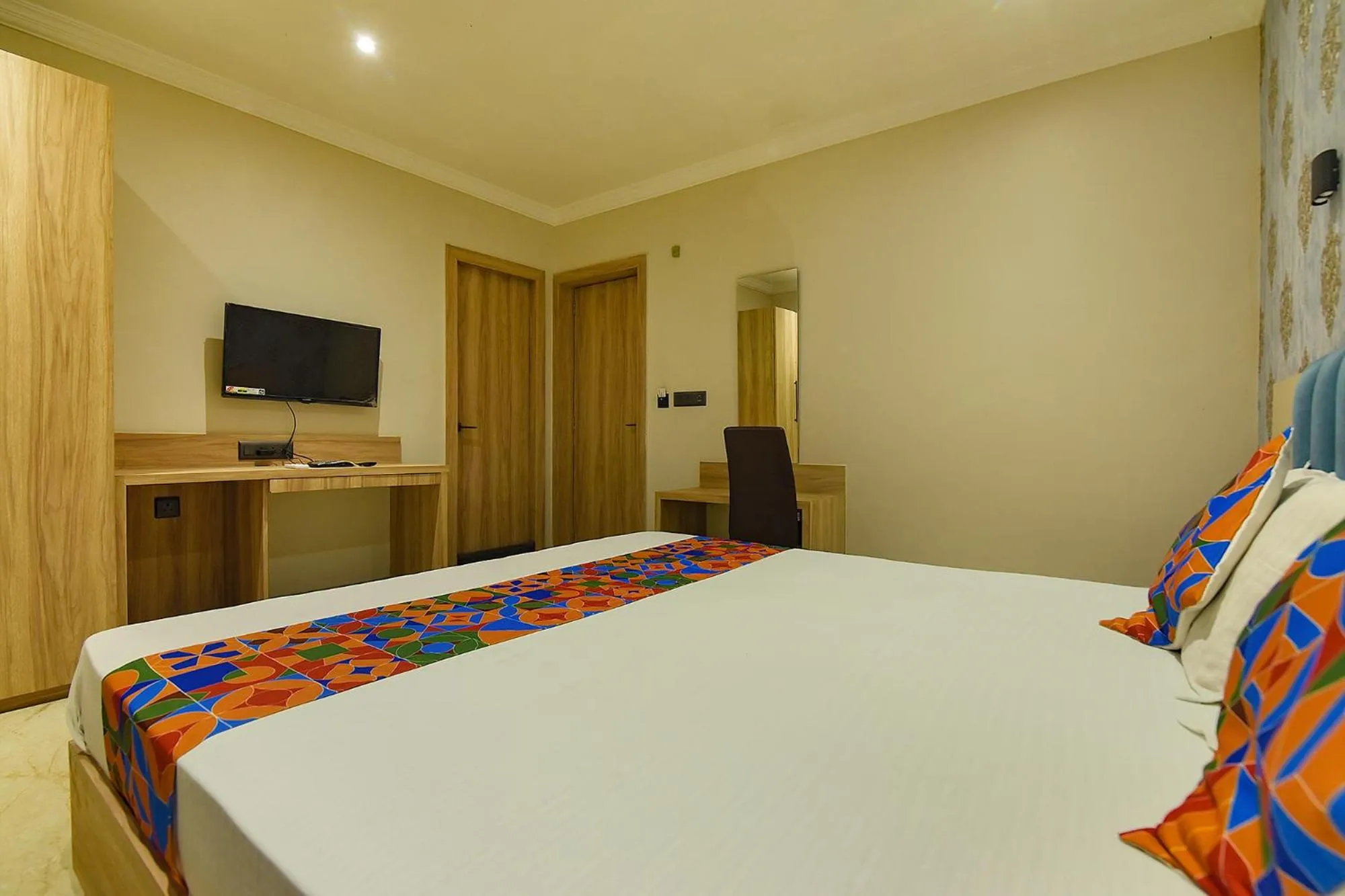 Bedroom in FabHotel Clive Regency Lovelock - Nr Kolkata Airport