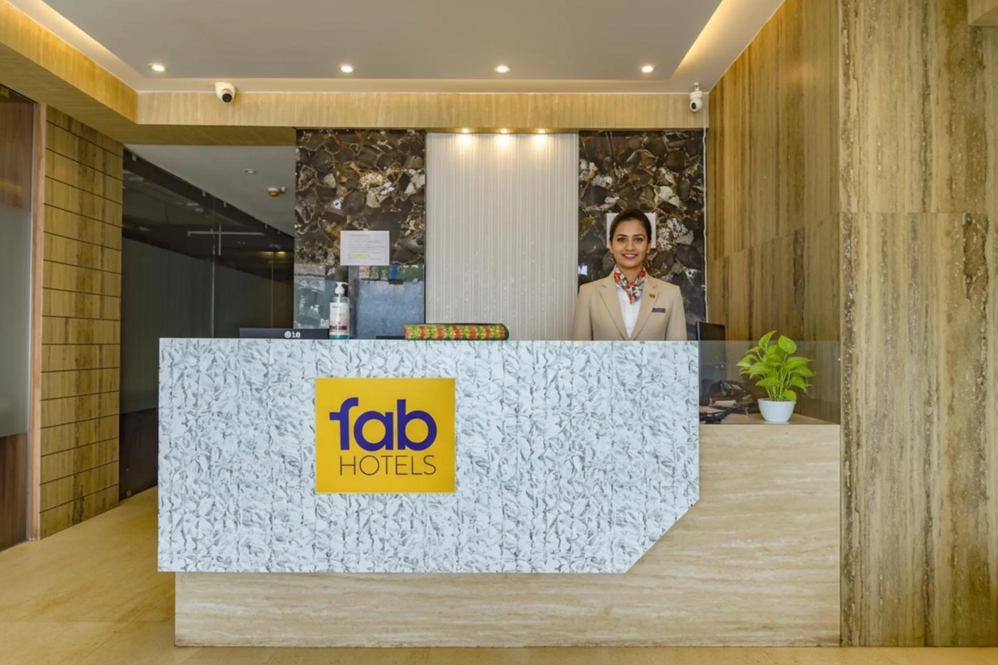 Lobby or reception in FabHotel Seventy Seven